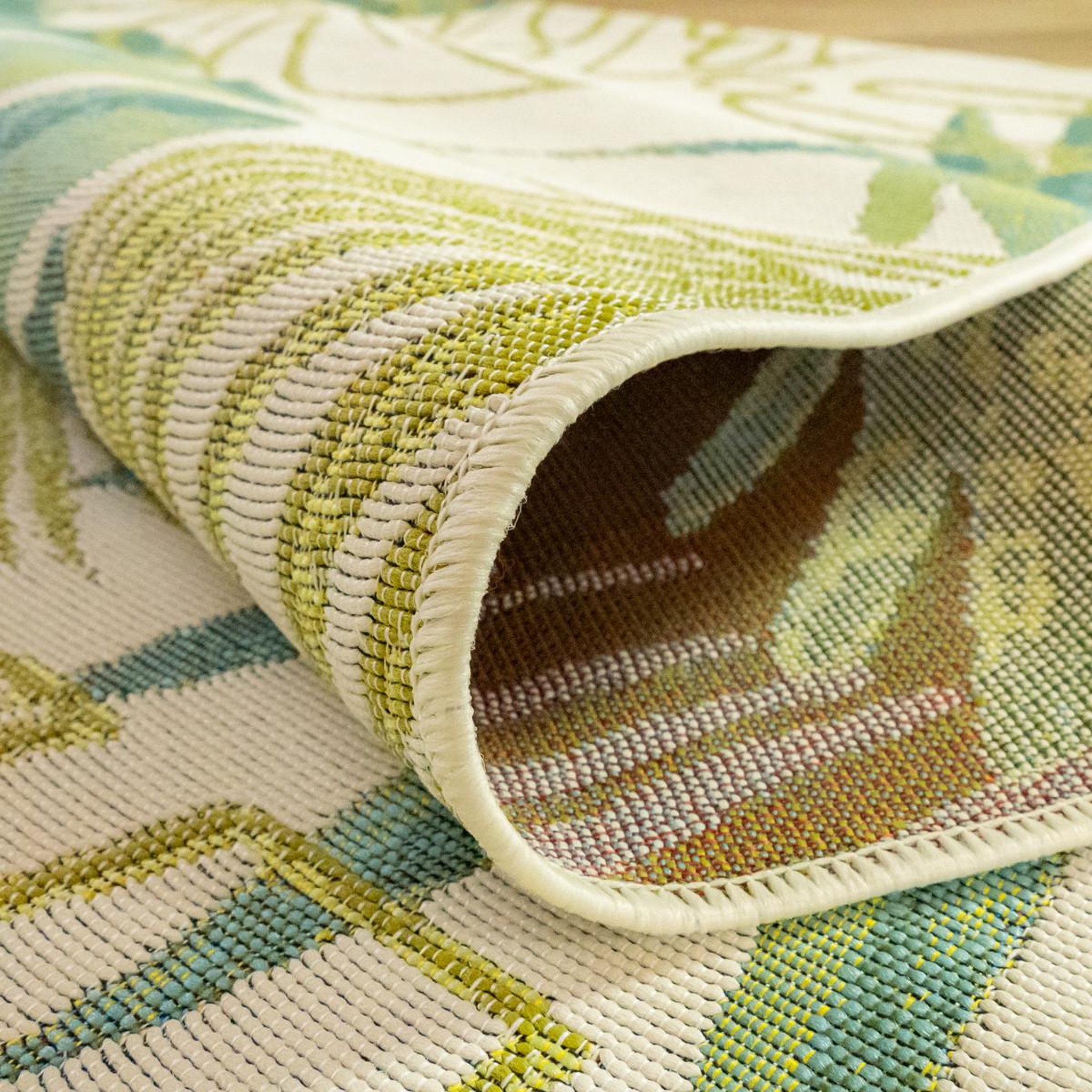 Voir la diapositive 4 : FUTURE HOME Tapis déco intérieur et extérieur tropical 120x170cm