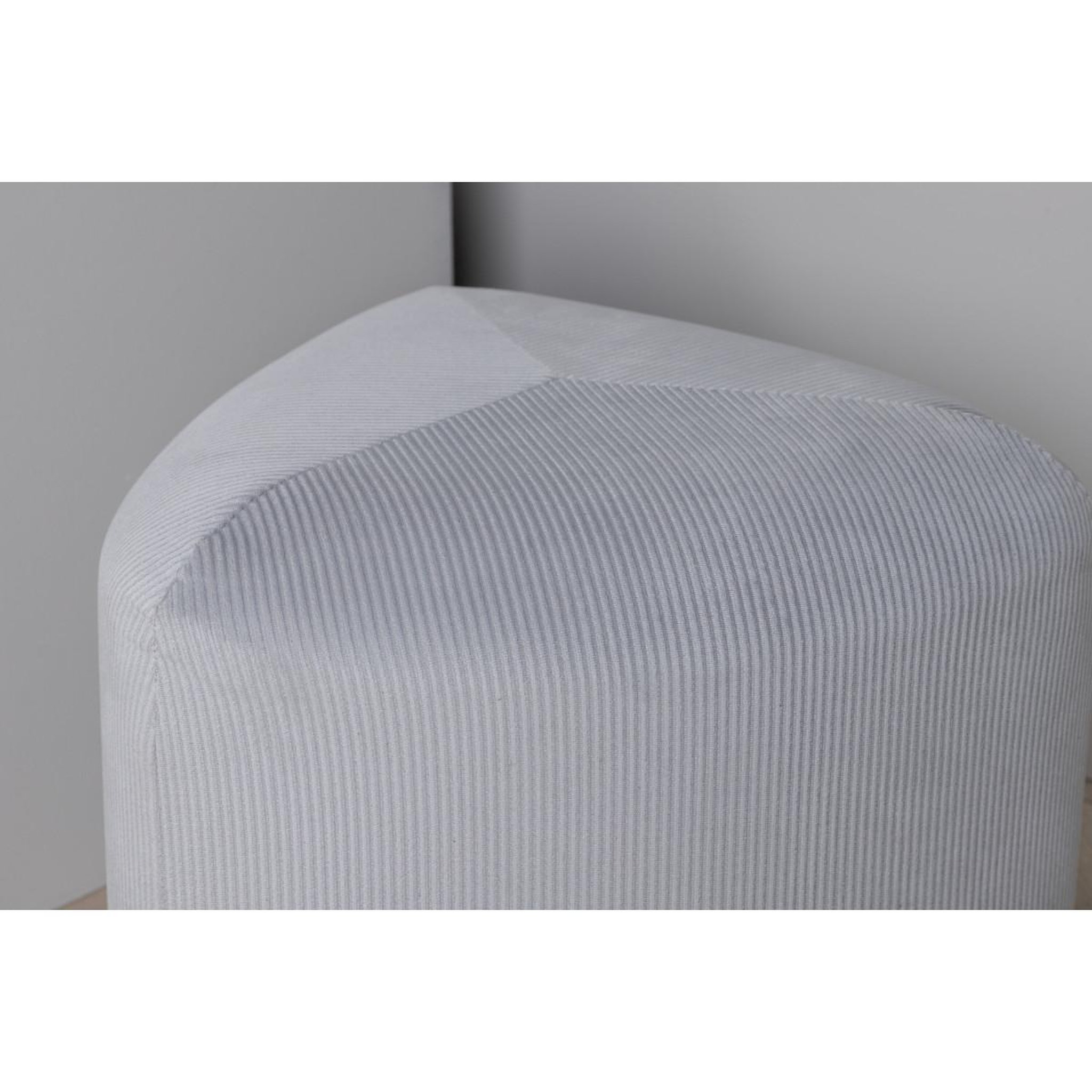 Voir la diapositive 5 : Paris Prix Pouf en velours côtelé  peg  46cm gris