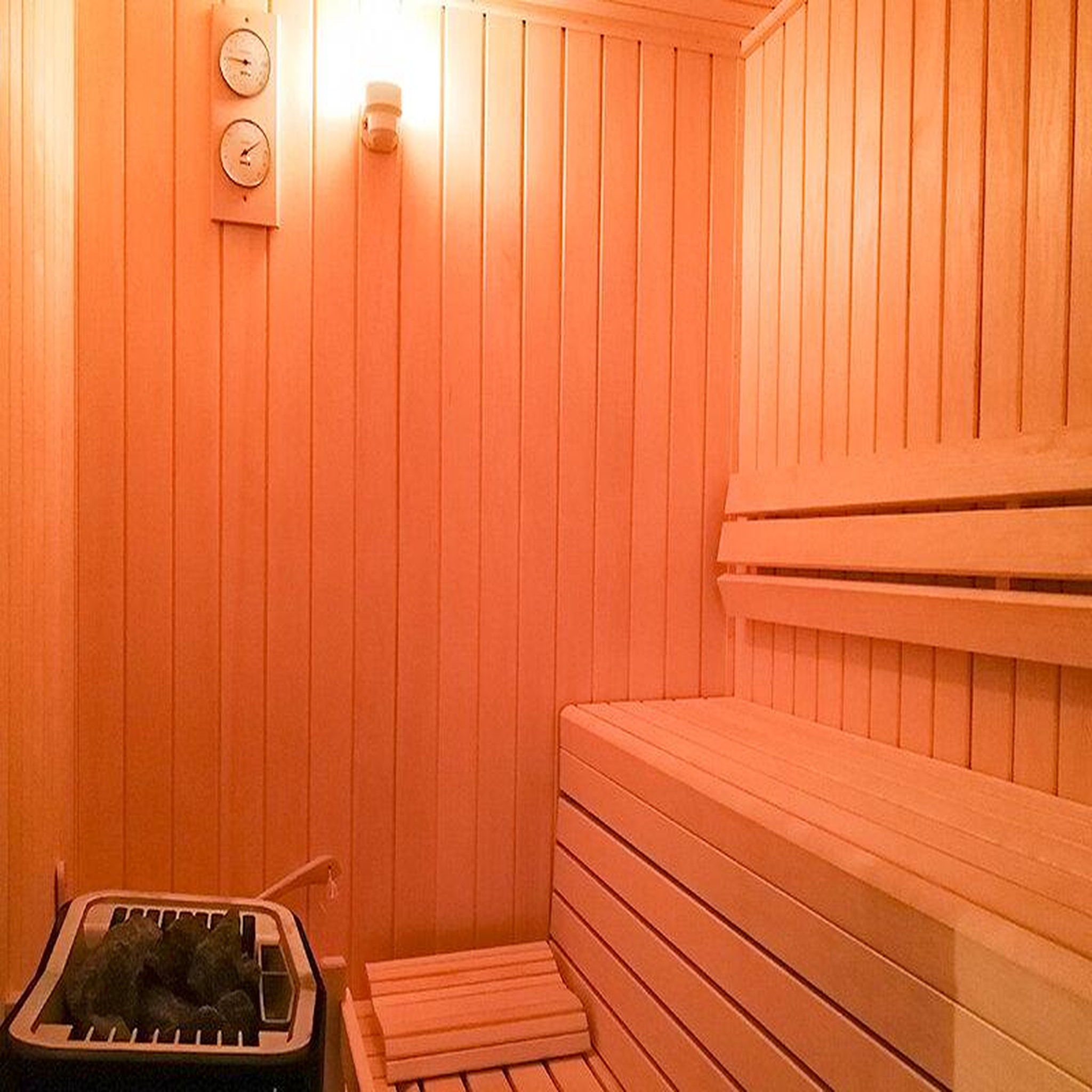 Voir la diapositive 3 : Smartbox Séjour alpin de 2 jours en hôtel 4* avec accès à l'espace détente près de chamonix - coffret cadeau séjour