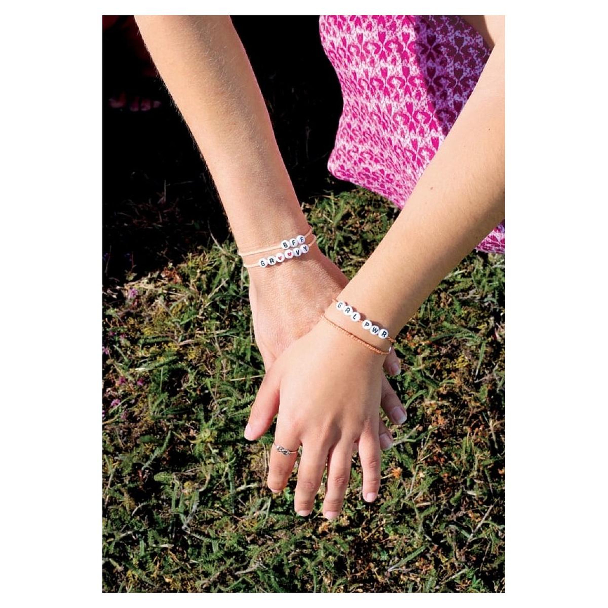 Voir la diapositive 2 : Graine créative Kit bracelets Alphabet Best friends