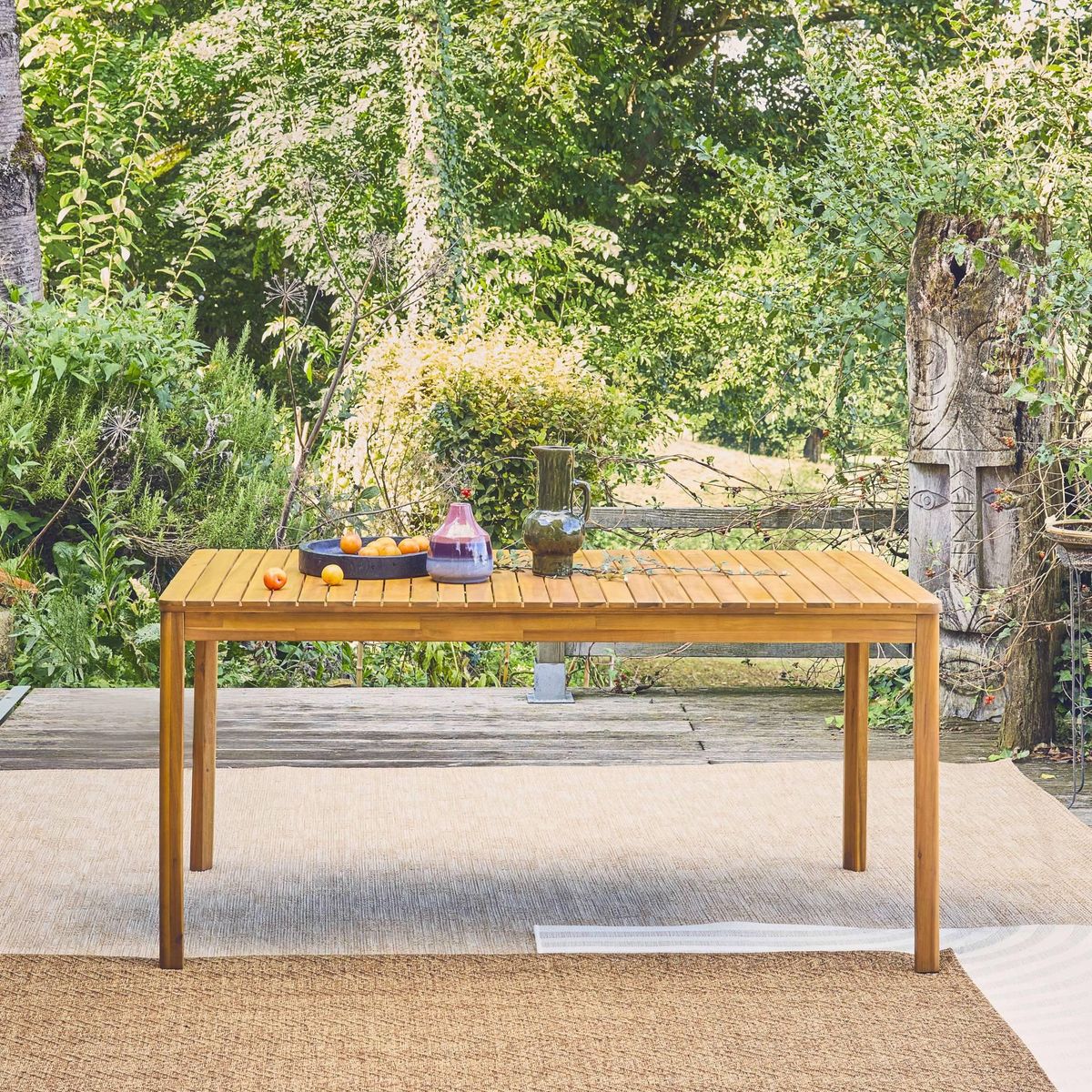 SWEEEK Table de jardin SENORA acacia avec coins arrondis, 8 places, 160 x 90 x 75 cm