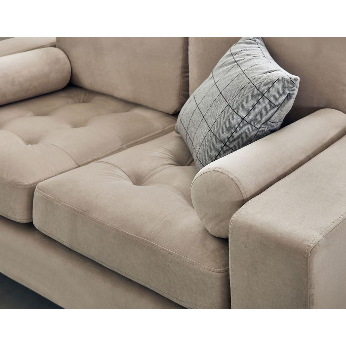 LISA DESIGN Isaure - canapé droit 2 places en velours