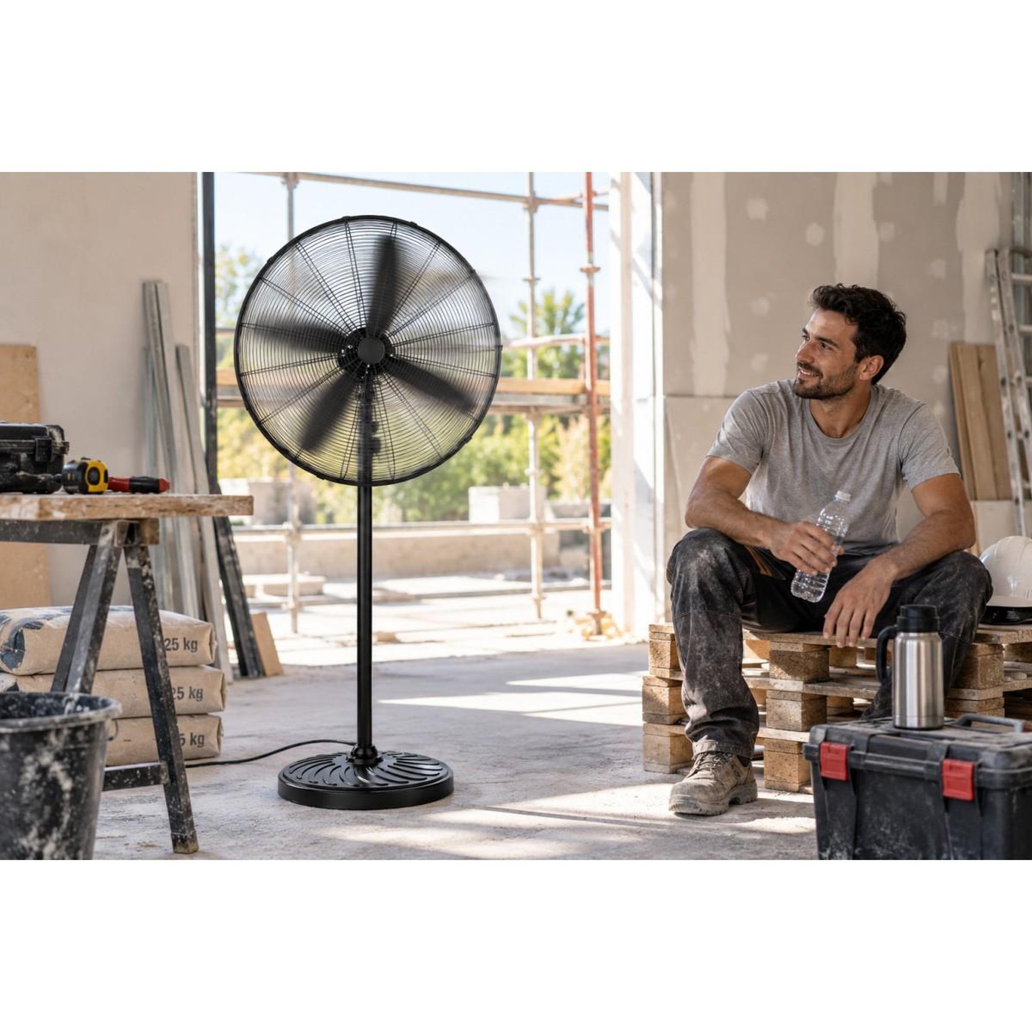 Voir la diapositive 2 : INTEC Ventilateur sur pied 130w industriel ø66cm h160cm max 3 vitesses 3 pales métal - oscillant - brasseur d'air garages entrepôt