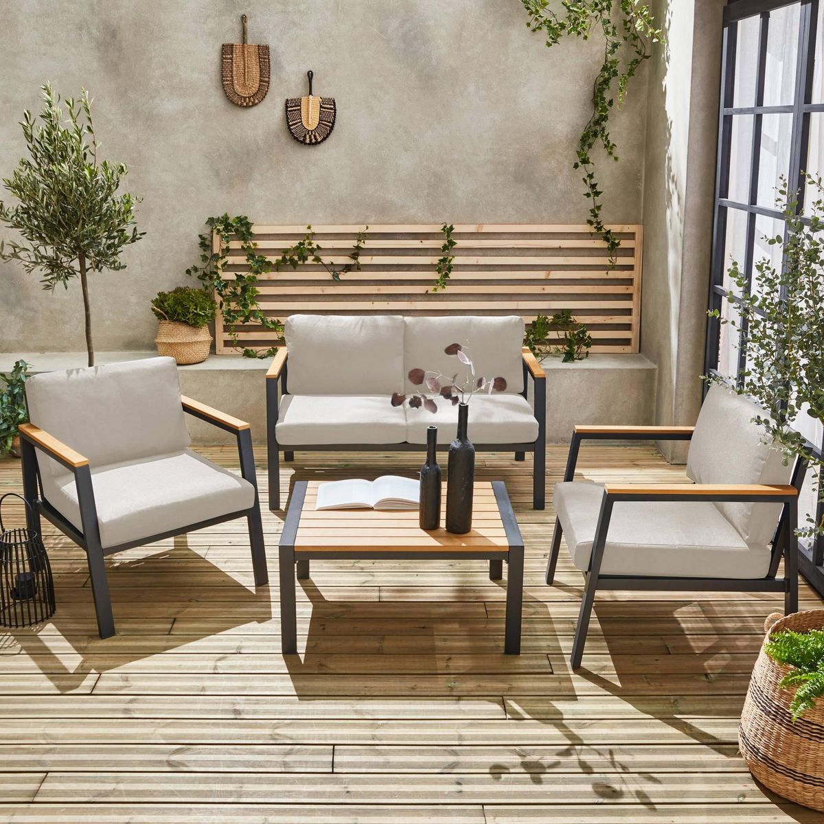 SWEEEK Salon de jardin Casoria, aluminium et polywood 4 places, 1 canapé, 2 fauteuils, 1 table basse