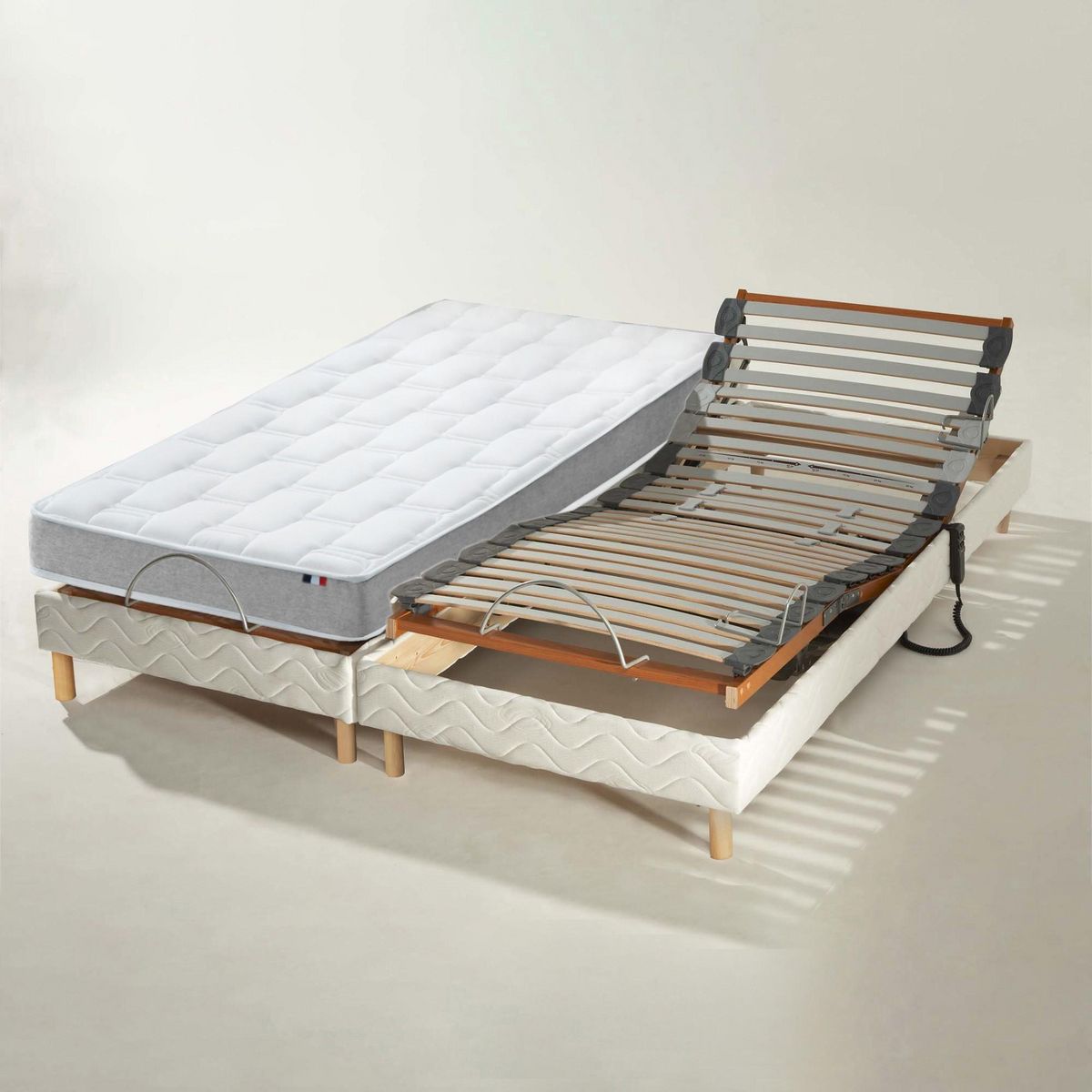 IDLITERIE Ensemble relaxation mémoire de forme + sommier avec réglage fermeté au niveau lombaire - FABRICATION France