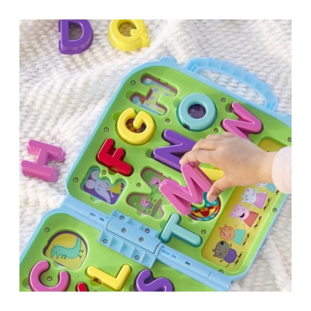HASBRO Peppa Pig Mallette Alphabet de Peppa, jouet abécédaire pour enfants d'âge préscolaire, a partir de 3 ans