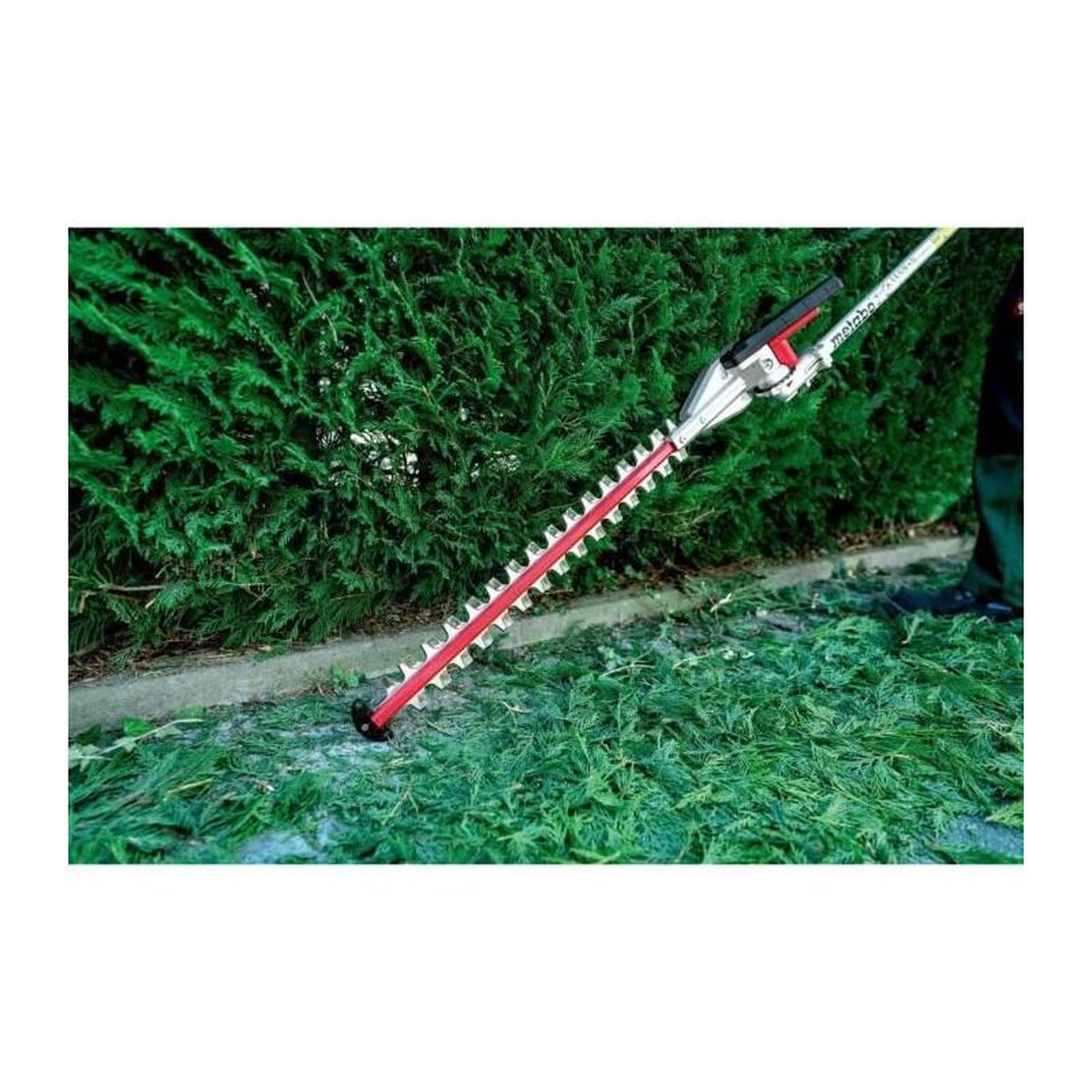 Voir la diapositive 2 : METABO Fourreau de protection pour taille-haie - METABO - MA-HS 50 - 18 V - Coupe haute précision - Fixation rapide