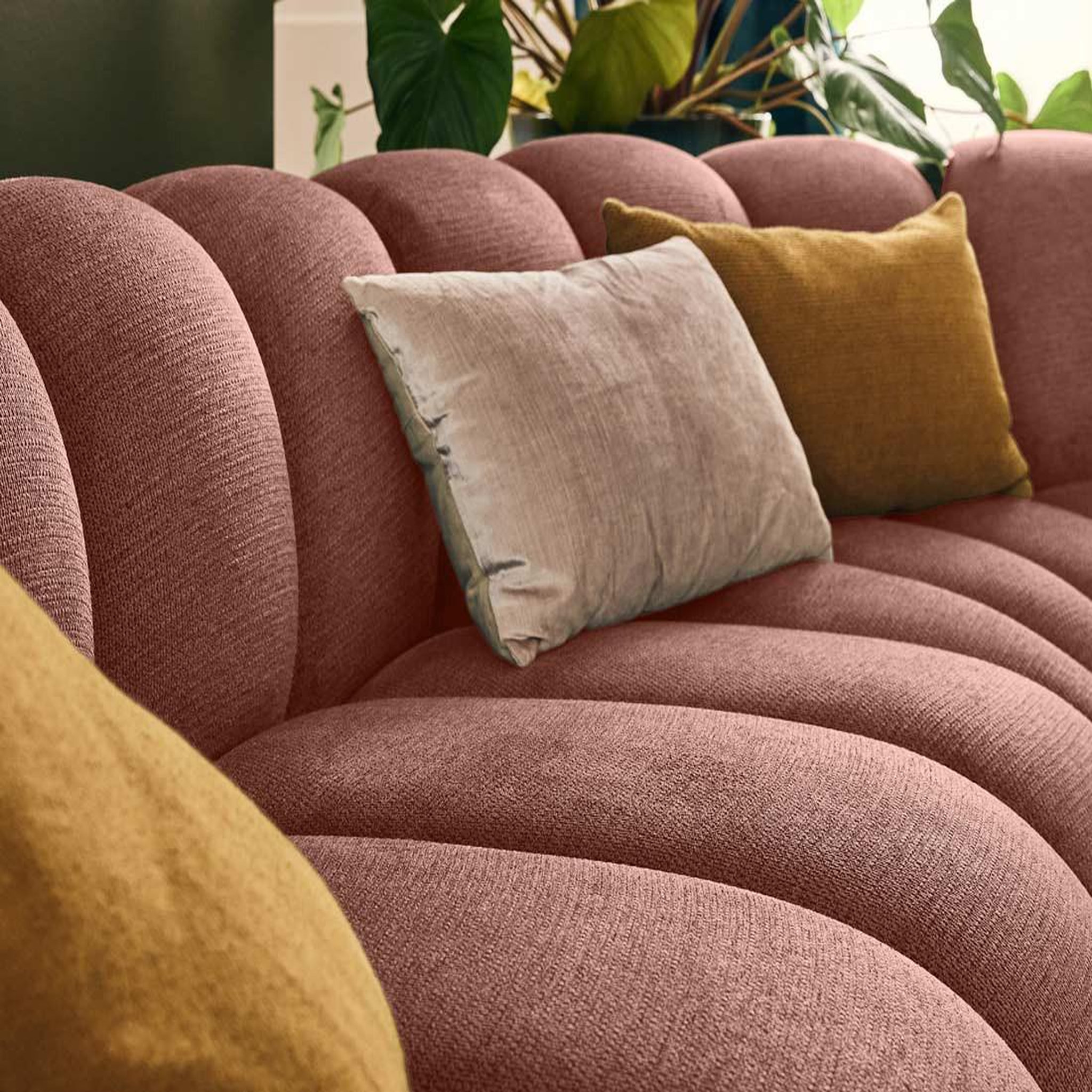 Voir la diapositive 5 : LISA DESIGN Debbie - canapé modulable d'angle droit 5 places en tissu texturé