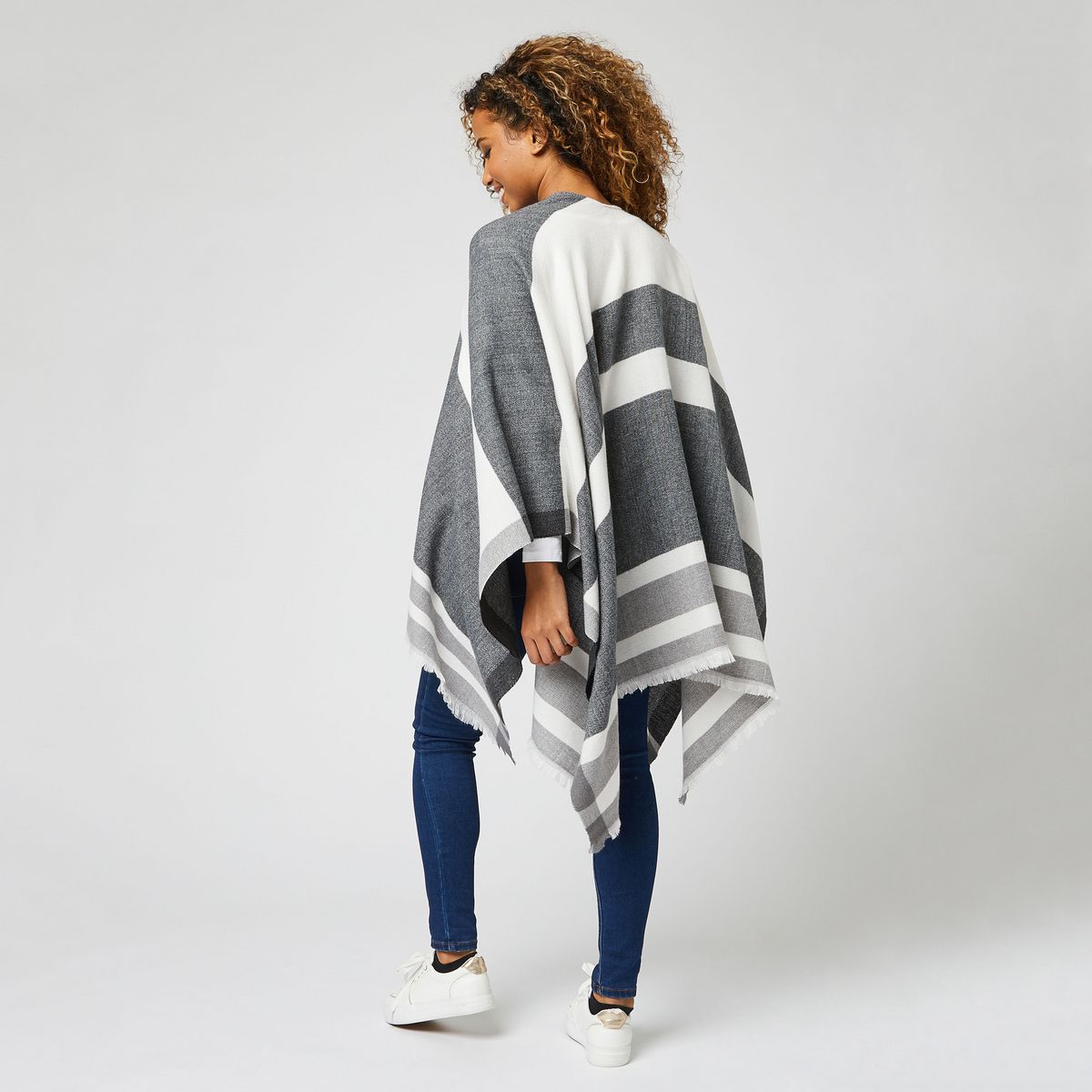 IN EXTENSO Poncho écharpe à carreaux femme