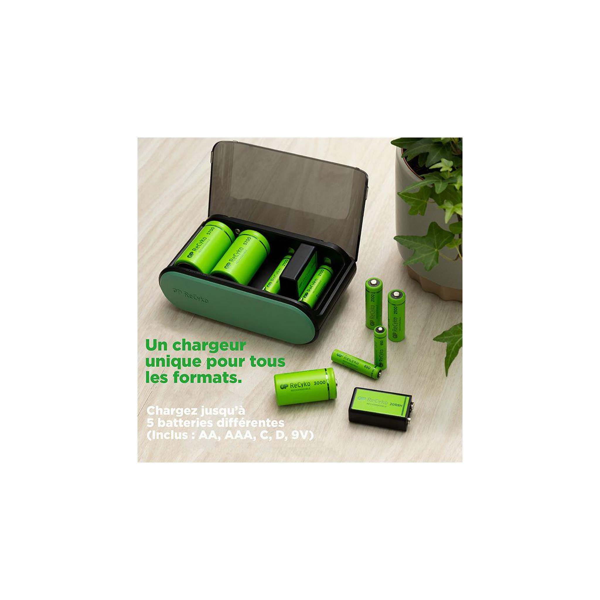 Voir la diapositive 2 : GP BATTERIES Chargeur secteur universel usb - b631