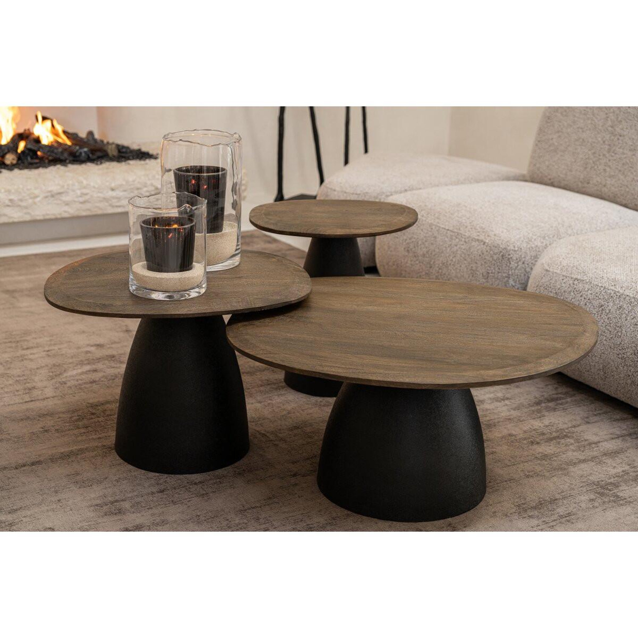 Voir la diapositive 5 : J-LINE Table Basse Ovale en Bois  Kilian  86cm Marron