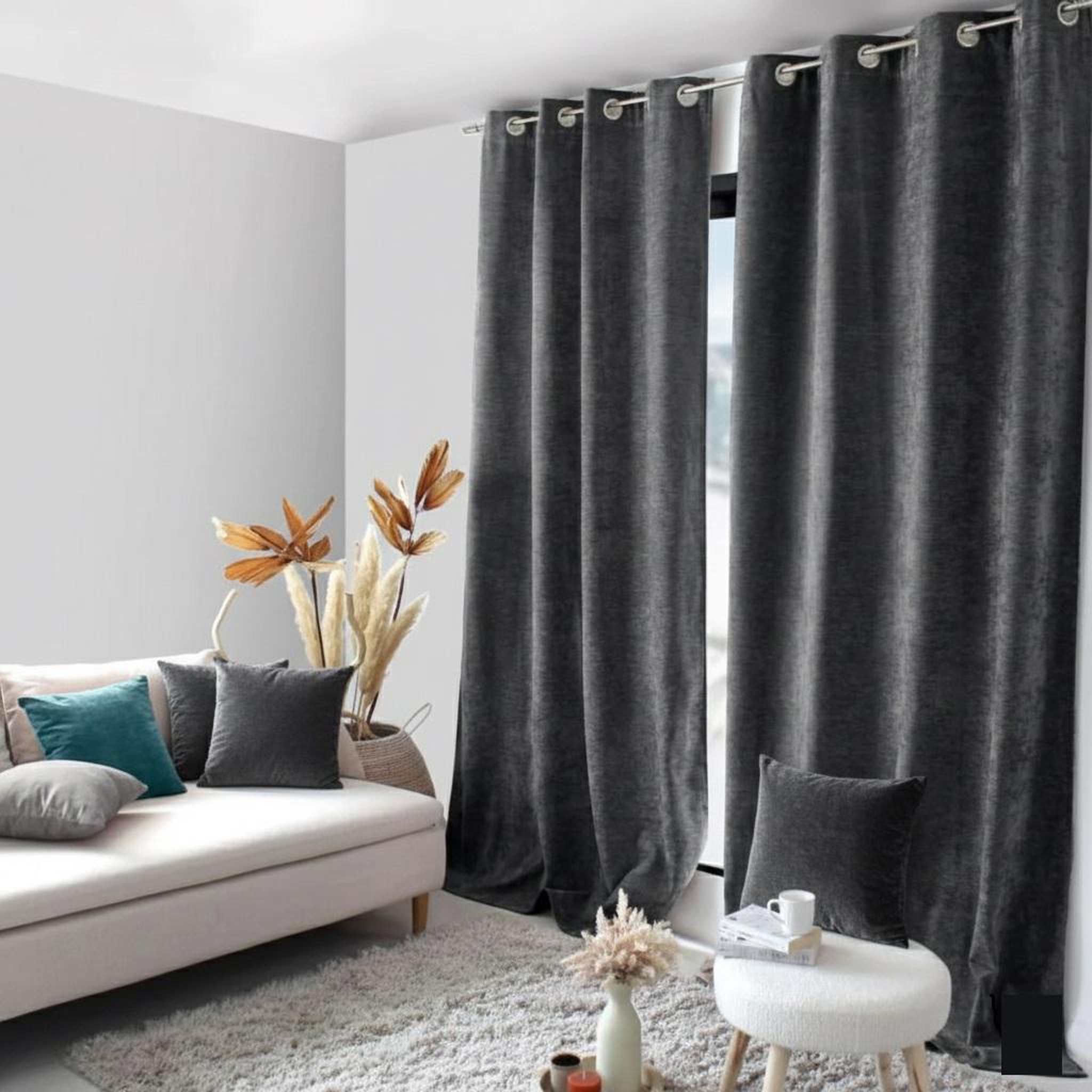 Voir la diapositive 4 : Eden Coussin velours velvet design et moderne