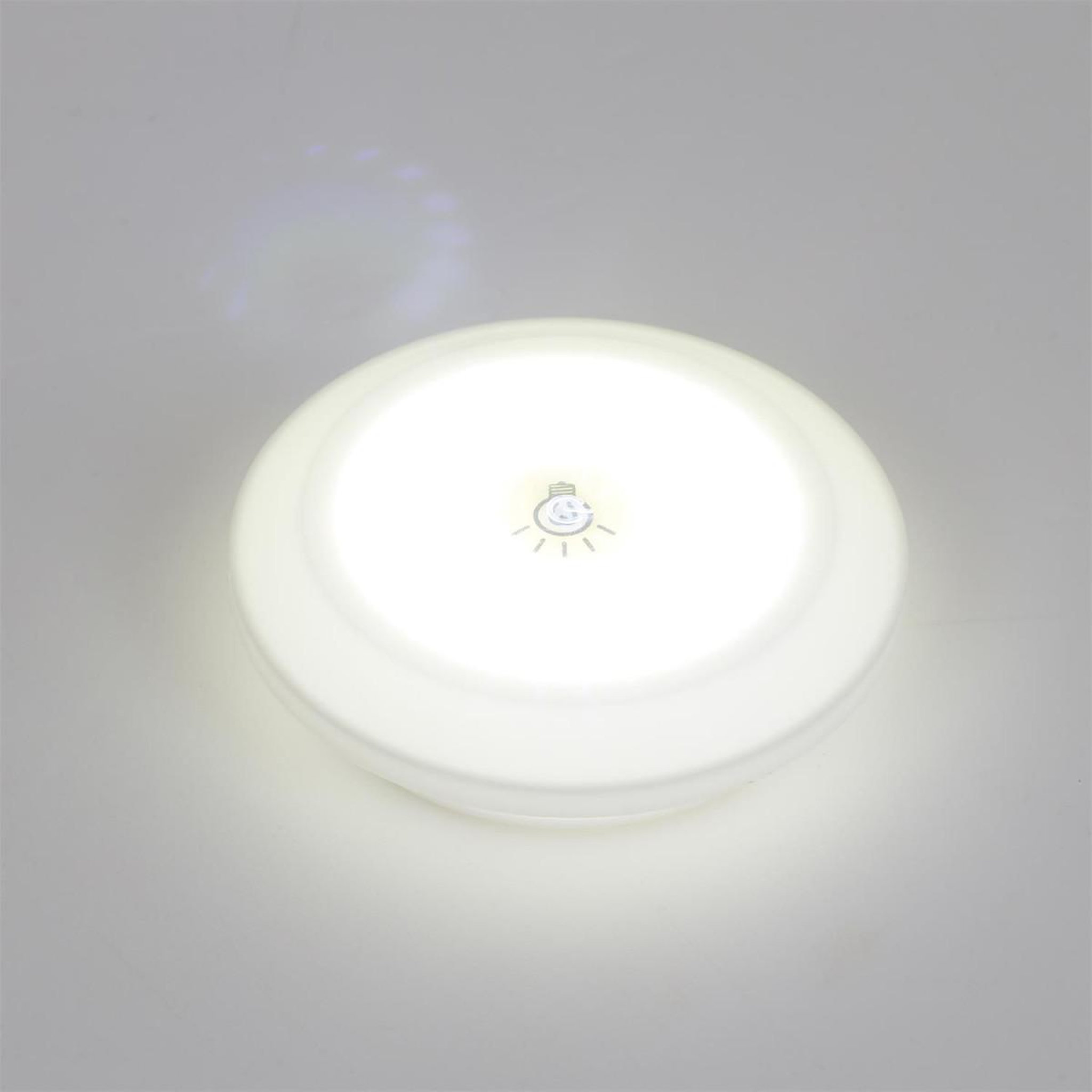 Voir la diapositive 4 : Je cherche une idee Lot de 2 Lampes Led  Télécommande  9cm Blanc