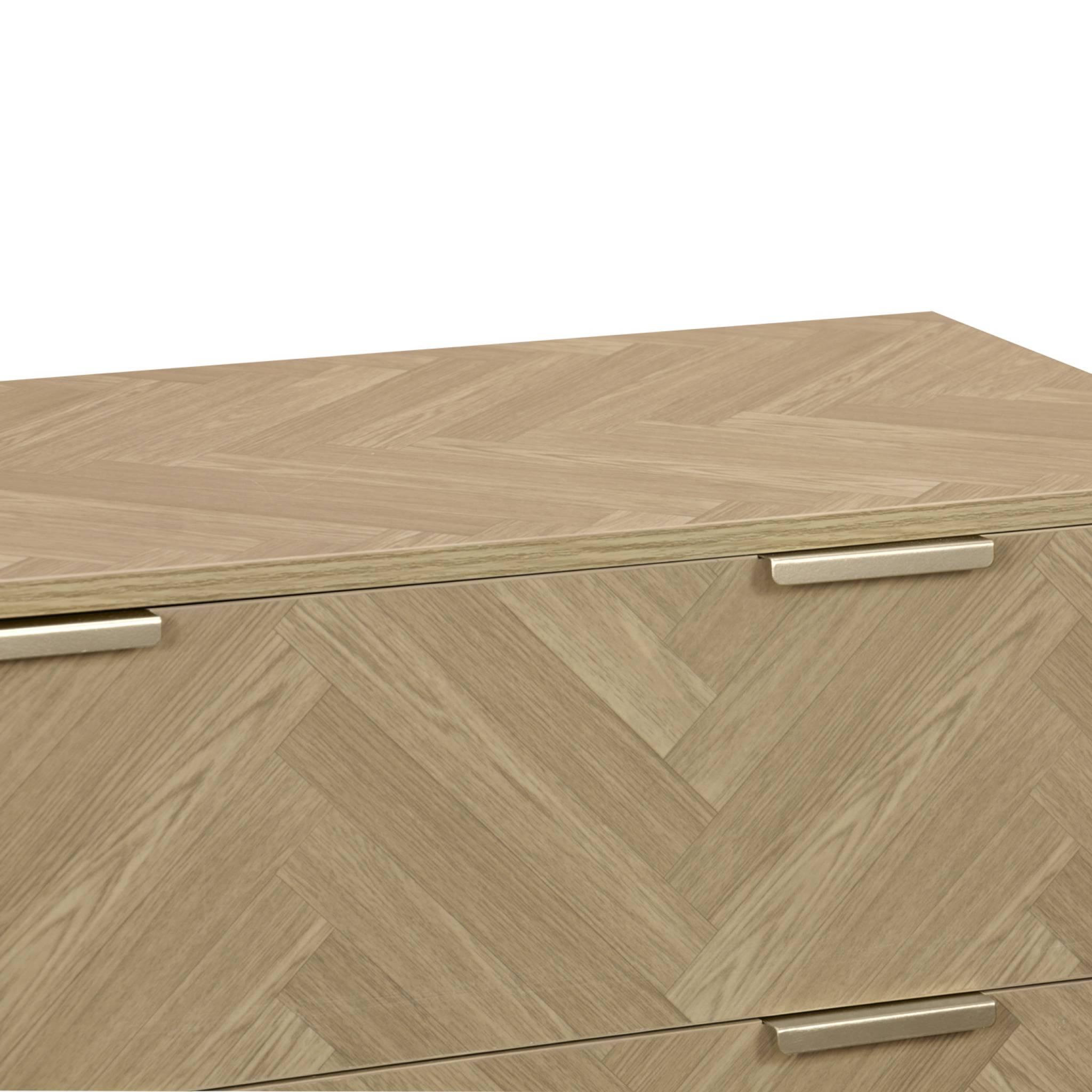 Voir la diapositive 3 : SWEEEK Commode Budapest. quatre tiroirs. décor chevrons L 80 x l 40 x H 95cm