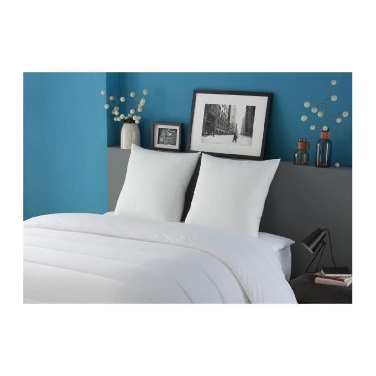 DODO DODO Lot de 2 oreillers Tendance - 60 x 60 cm - Garnissage 100% Polyester fibre creuse siliconee - Blanc