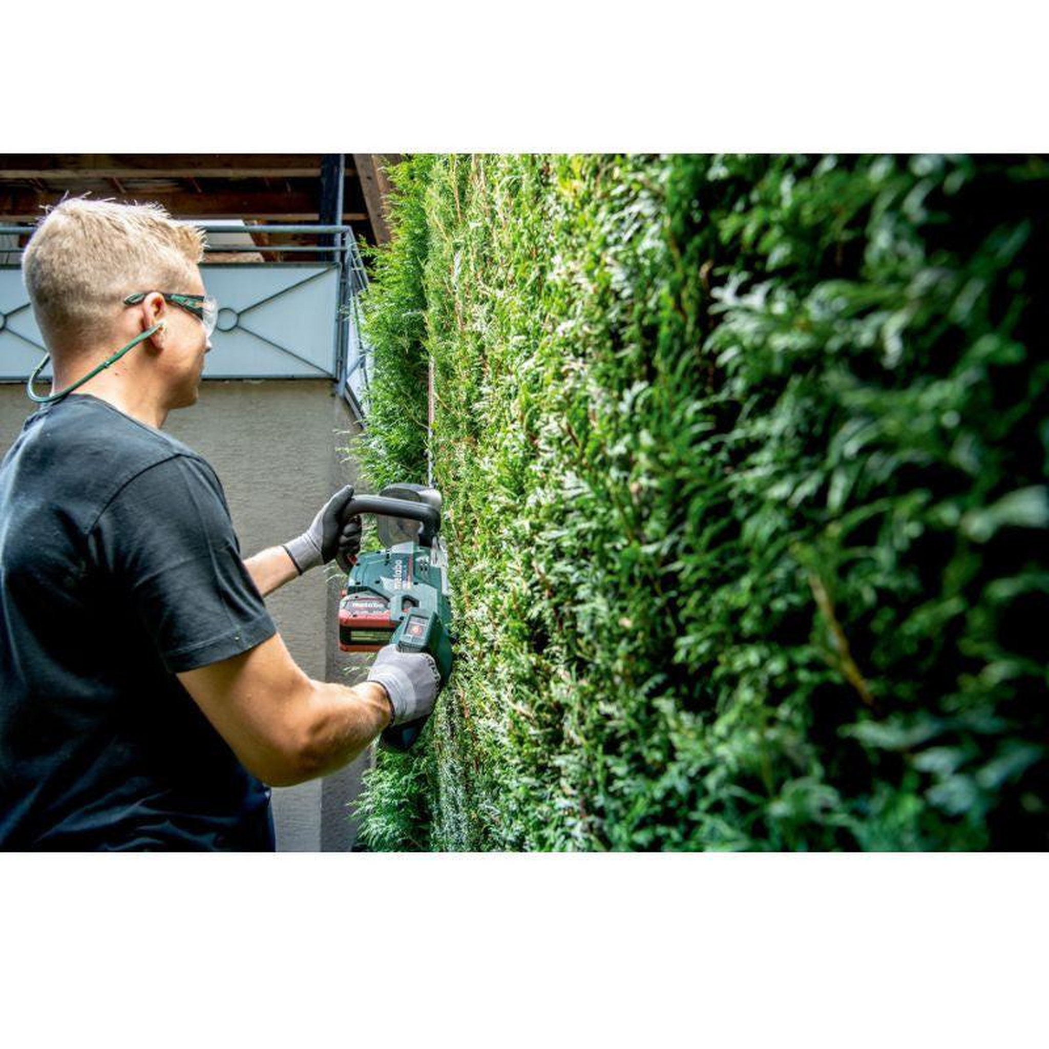 Voir la diapositive 4 : METABO SAS Taille-haies 18 V HS 18 LTX BL 55 (sans batterie ni chargeur)