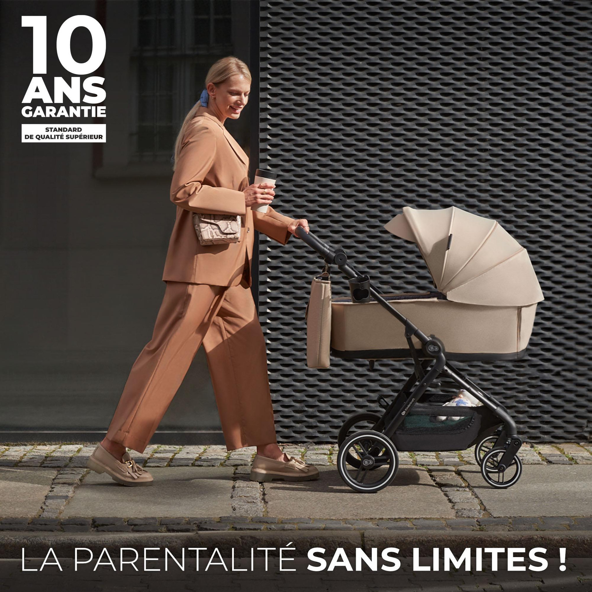 Voir la diapositive 2 : KINDERKRAFT Poussette 3 en 1 avec nacelle YOXI, roues anti-crevaison et accessoires