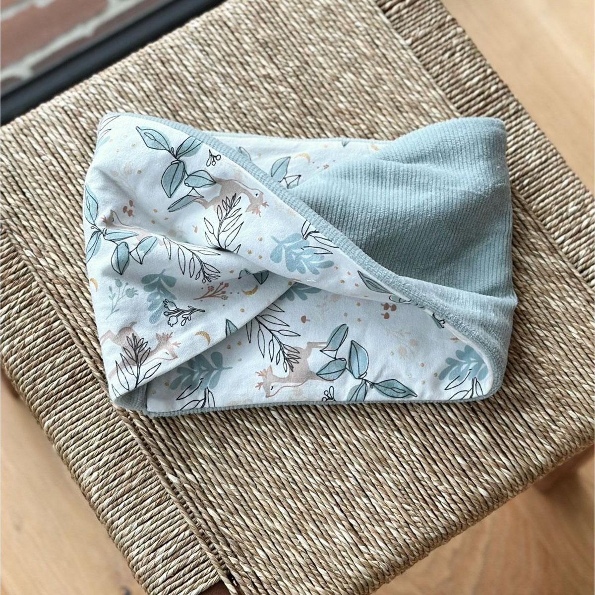 Petit Béguin Cache cou enfant en velours côtelé Alma