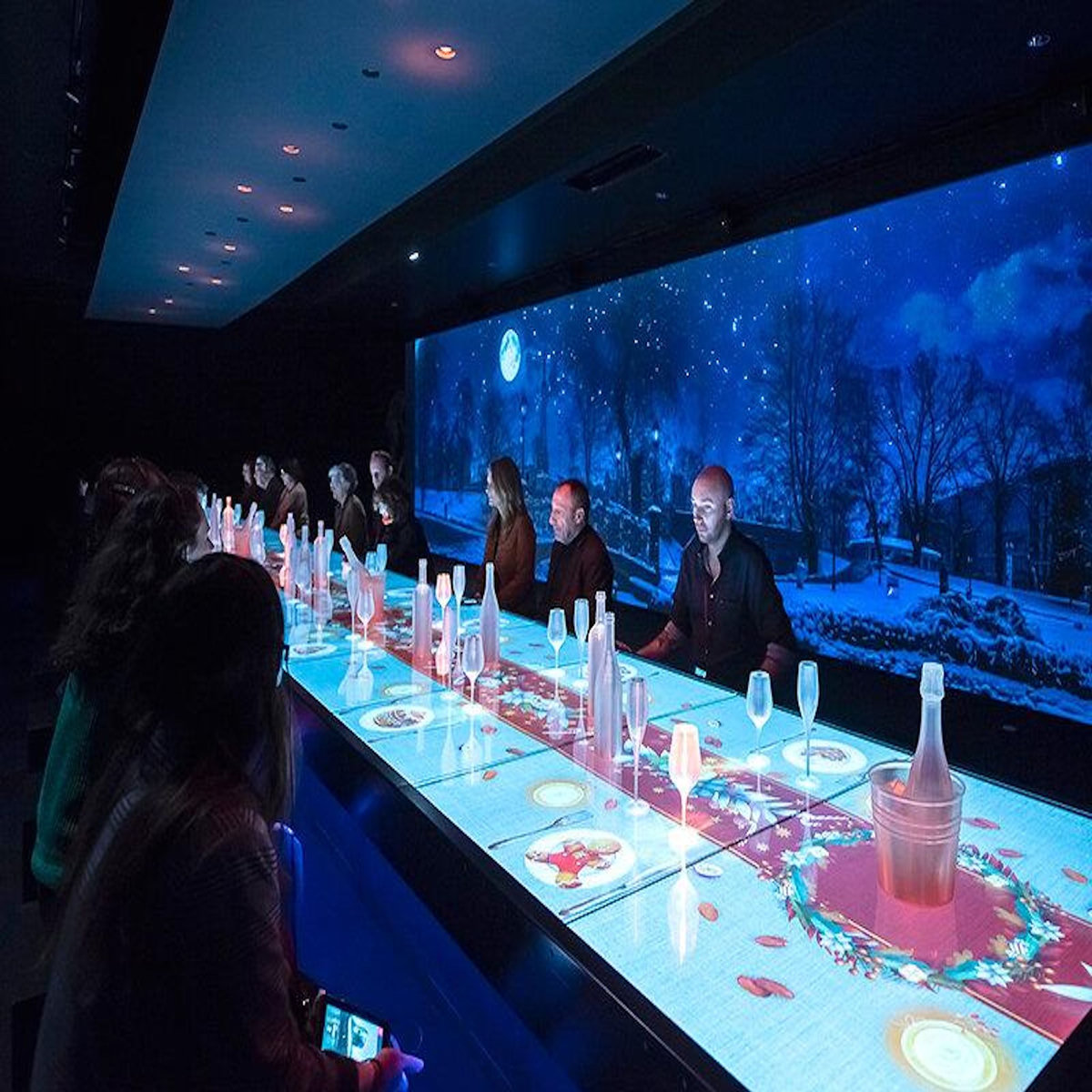 Smartbox Sortie culturelle en famille à la Cité du Vin à Bordeaux pour 2 adultes et 1 enfant - Coffret Cadeau Sport & Aventure