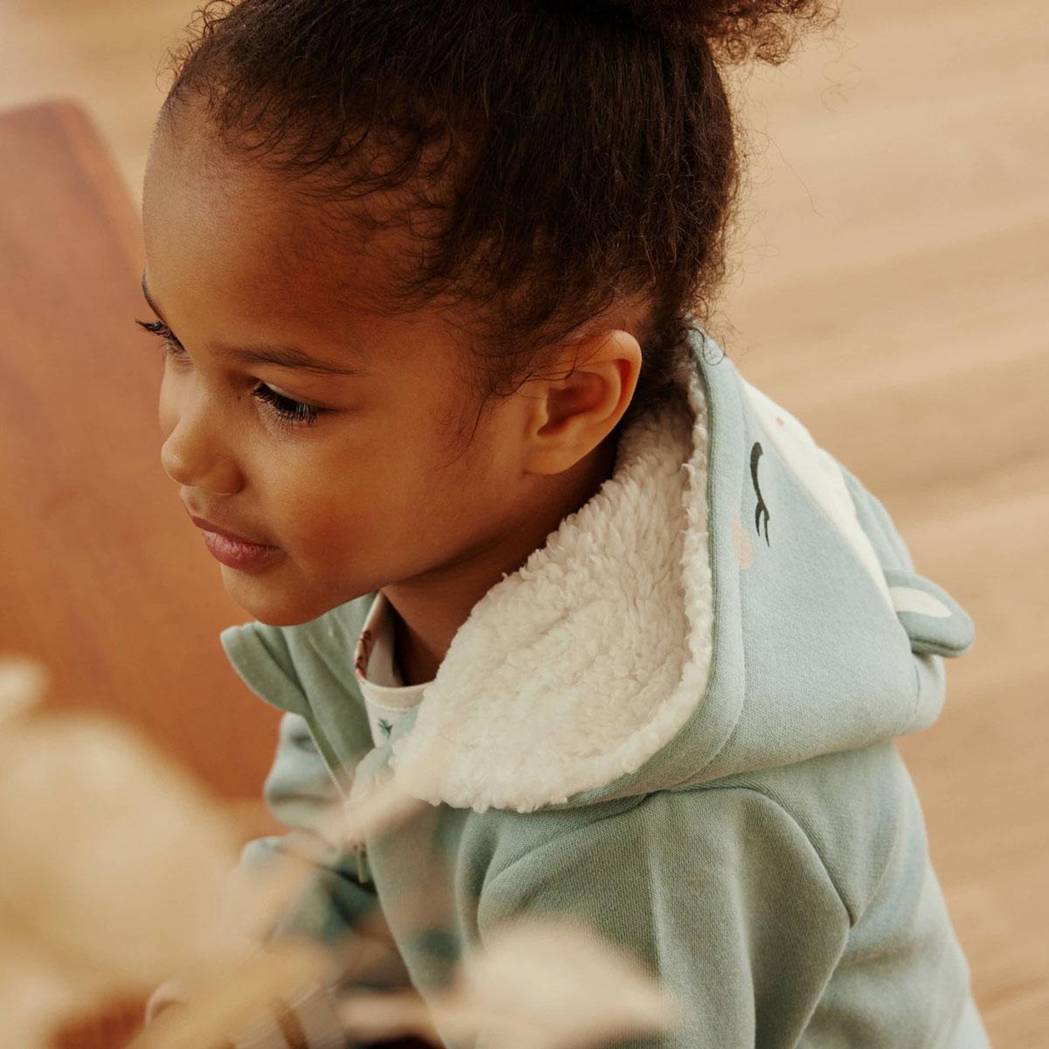 Voir la diapositive 6 : Petit Béguin Sweat à capuche zippé bébé en molleton alma