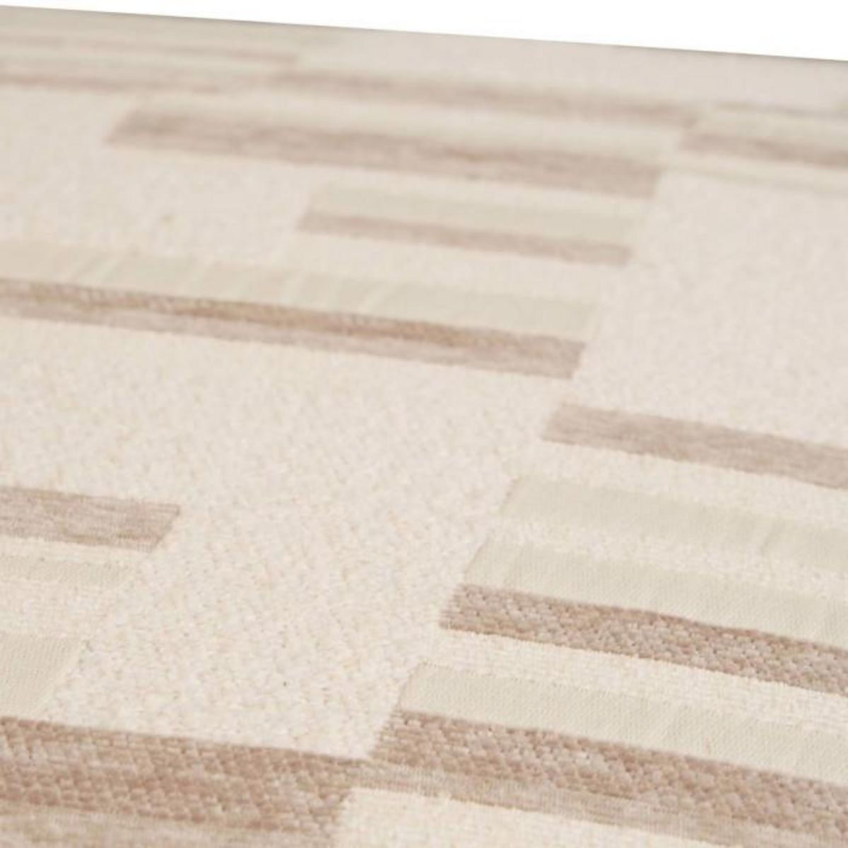 ATMOSPHERA Fauteuil en chenille avec pieds en bois effet naturel CALIX - Beige