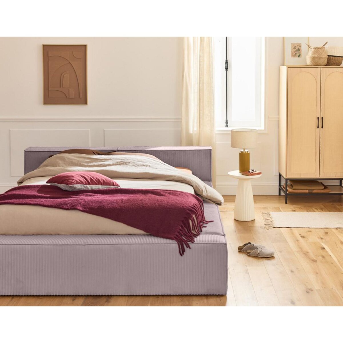 LISA DESIGN Stella - lit coffre - 140x190 cm - sommier inclus - en velours côtelé