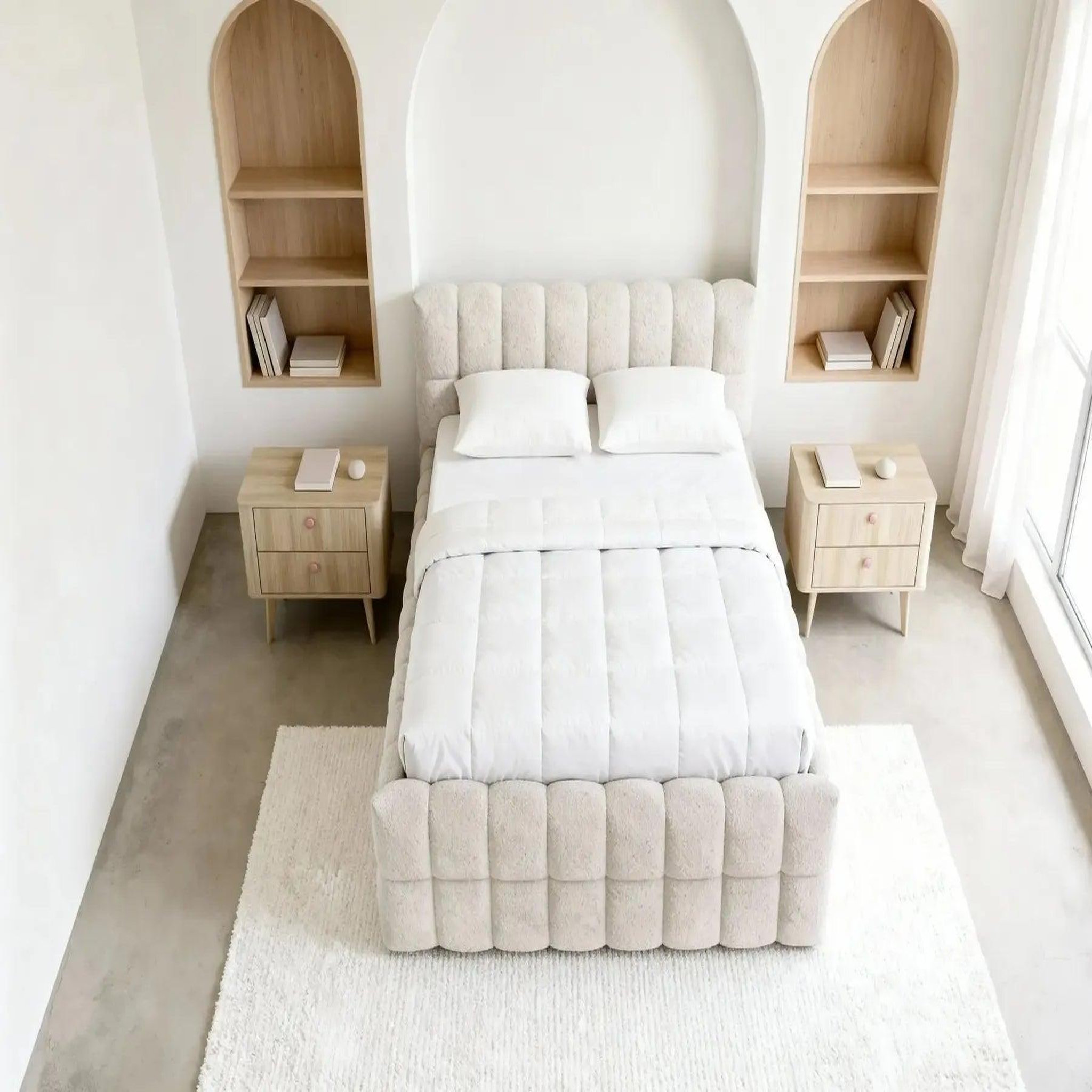 Voir la diapositive 5 : CASANOVA PARIS Voltaire - lit coffre tissu bouclette beige
