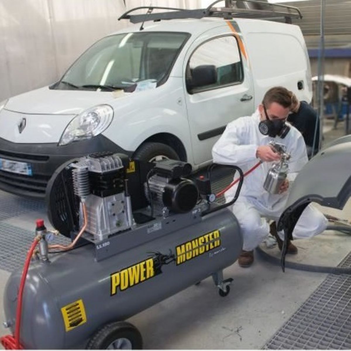 MECAFER Compresseur Power Monster 150L - 3CV - 10bars