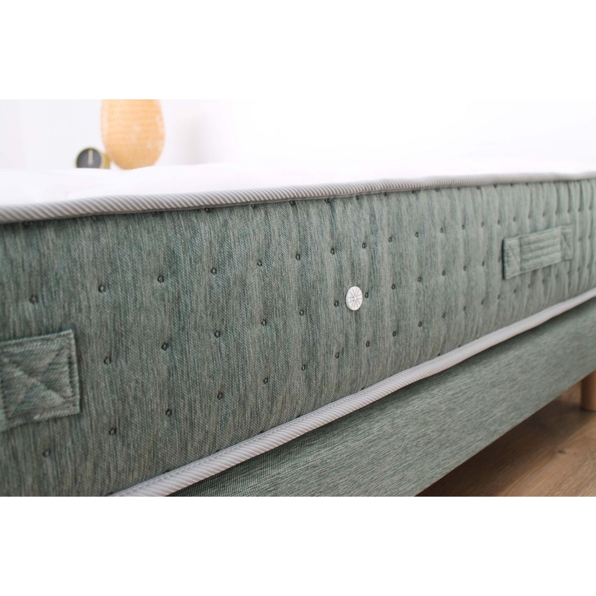 Matelas 891 ressorts ensachés 7 zones 180x200 cm HYGGE