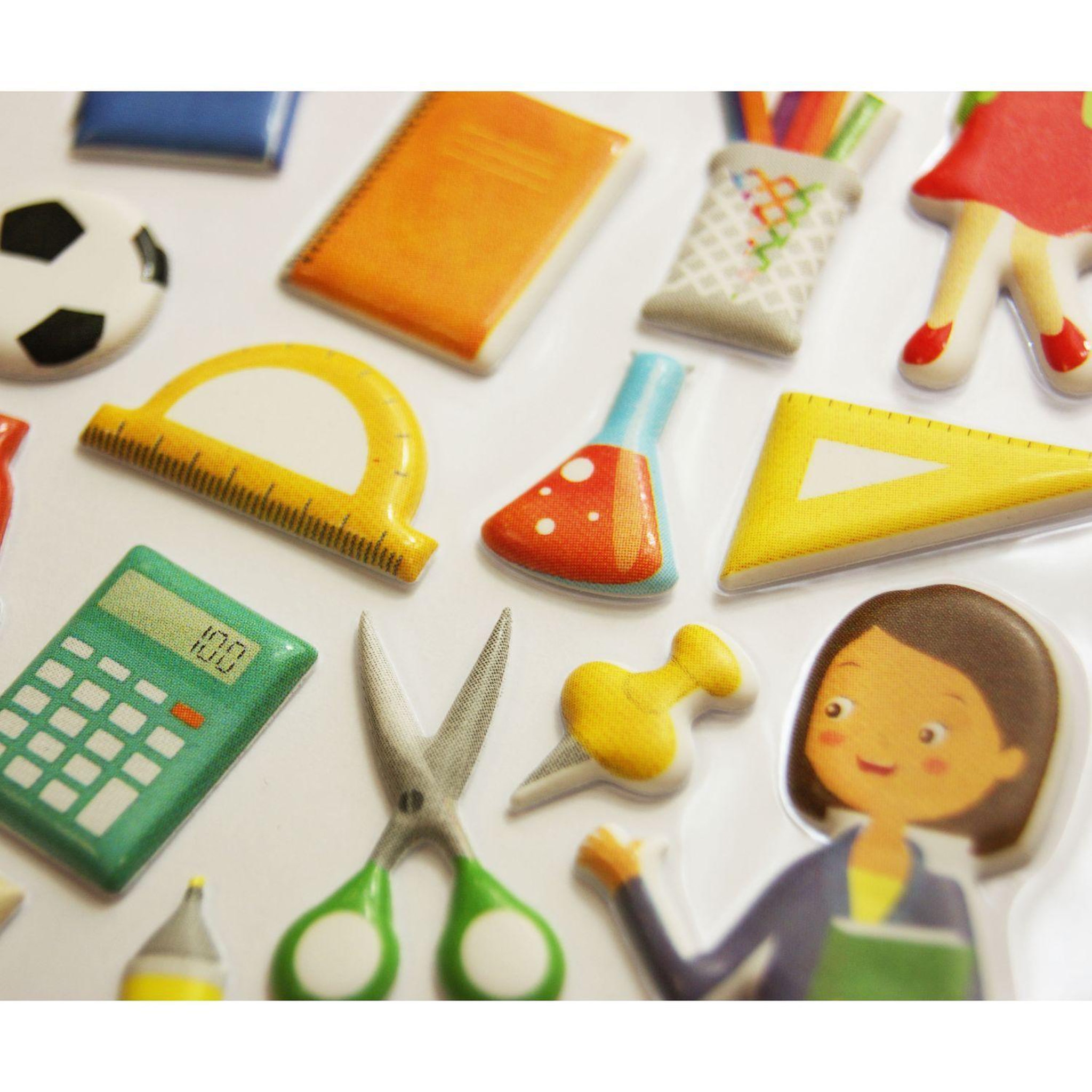 Voir la diapositive 2 : GLOBAL GIFT Scène à décorer pour enfants - À l'école ! - Stickers Puffies