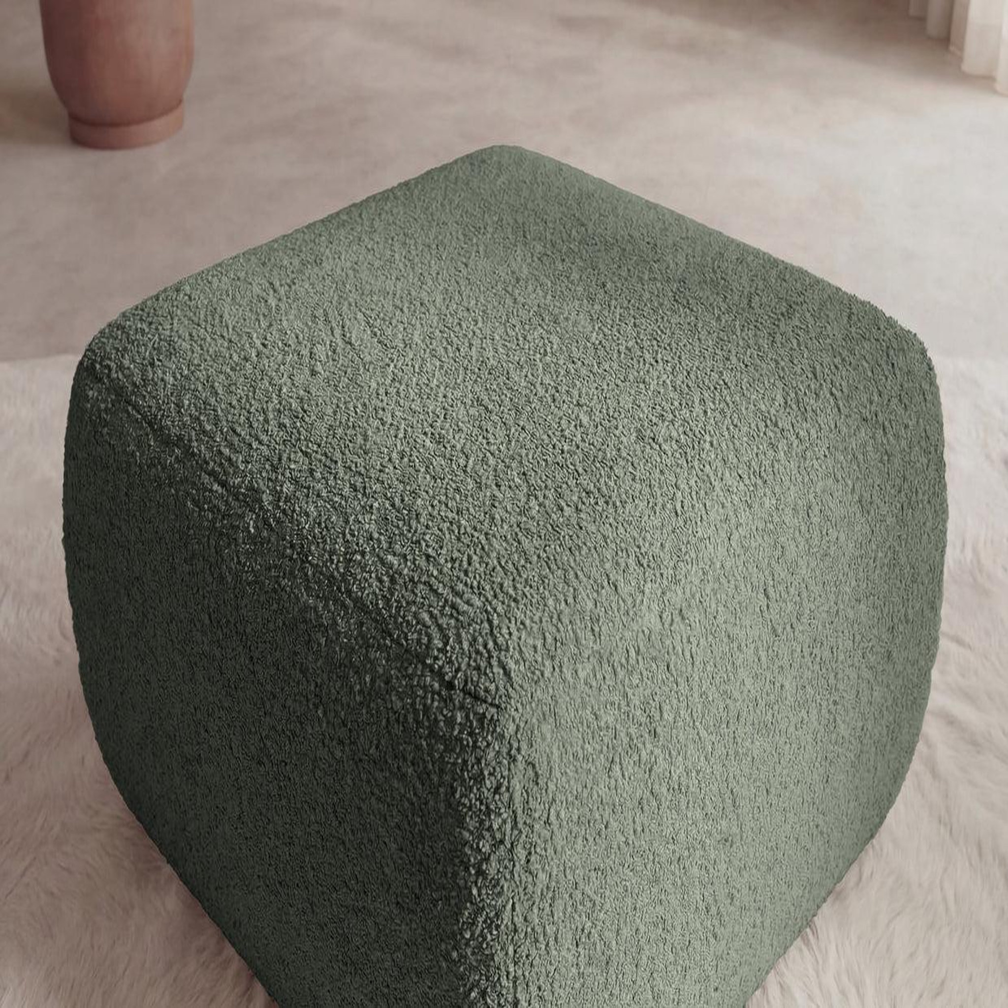 Voir la diapositive 3 : CASANOVA PARIS Ariel - pouf en tissu bouclette 80x80x40