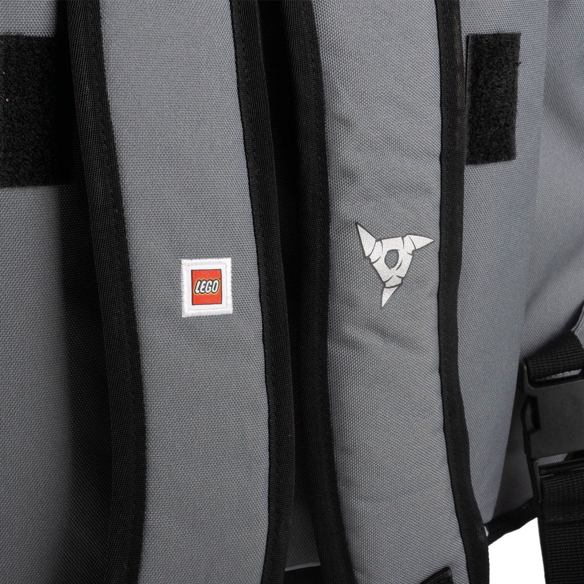 LEGO Cartable à roulettes 38 cm CP/CE1/CE2 noir et or NINJAGO