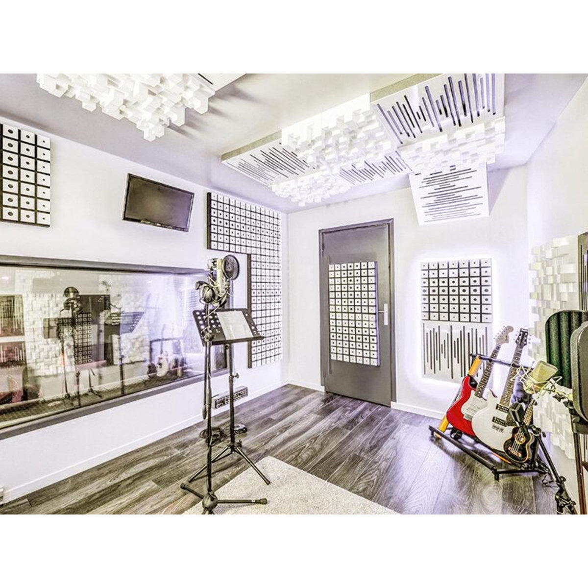 Smartbox Session d'enregistrement de 2h avec traitement de la voix en studio professionnel près de Paris - Coffret Cadeau Sport & Aventure