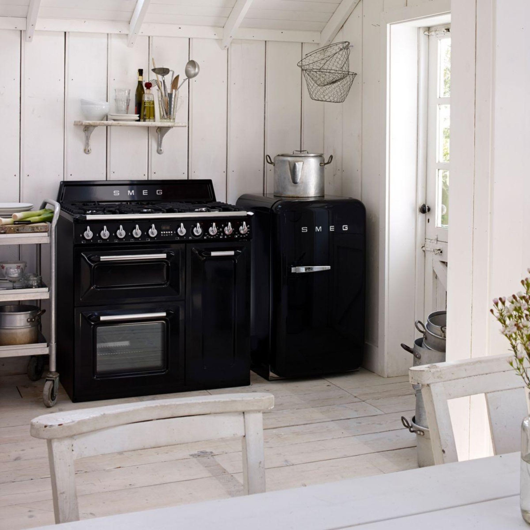 Voir la diapositive 3 : SMEG Piano de cuisson gaz tr93bl