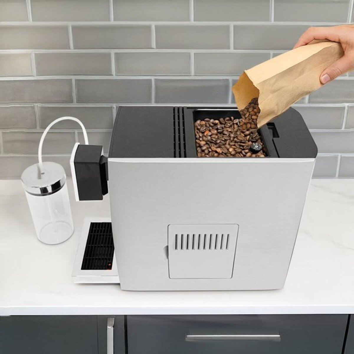 SCHNEIDER Schneider – Lumière Arabica – Machine à Café Automatique – Broyeur – Mousseur Lait