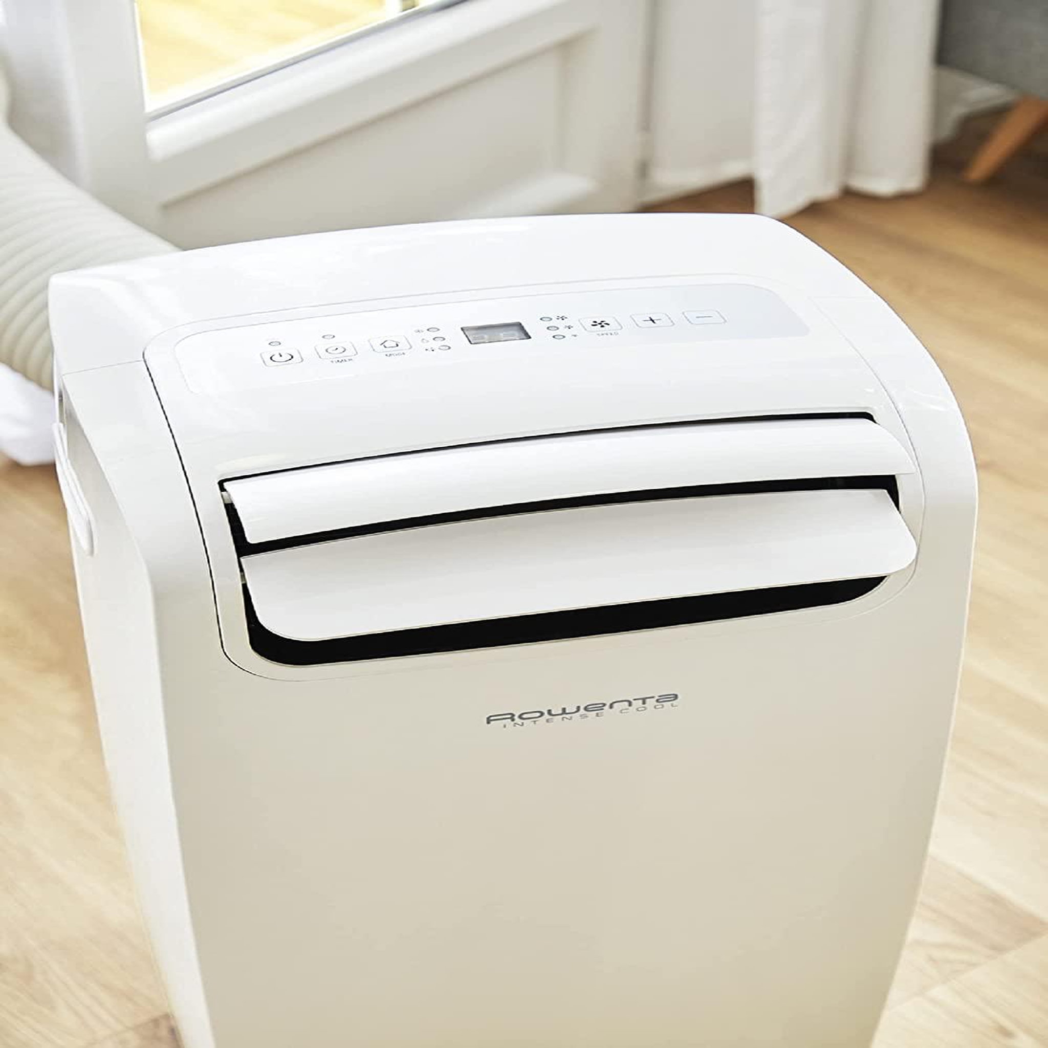 Voir la diapositive 3 : ROWENTA Climatiseur mobile 2000w  65m3 - au4010f0
