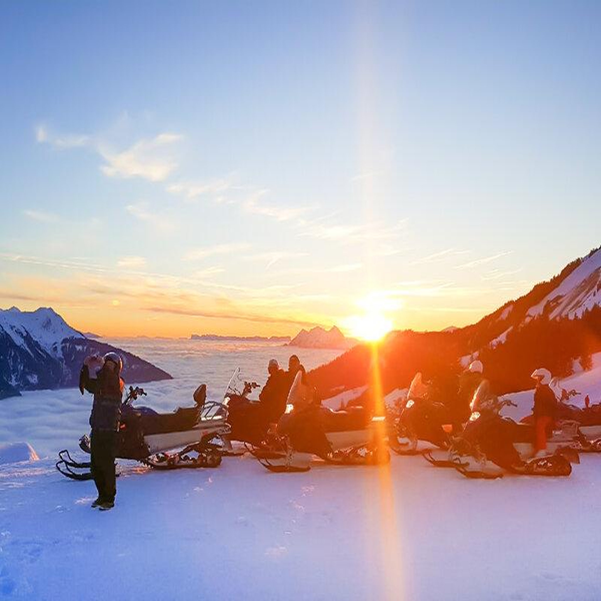 Voir la diapositive 4 : Smartbox Randonnée guidée en motoneige de 50 min aux saisies - coffret cadeau sport & aventure