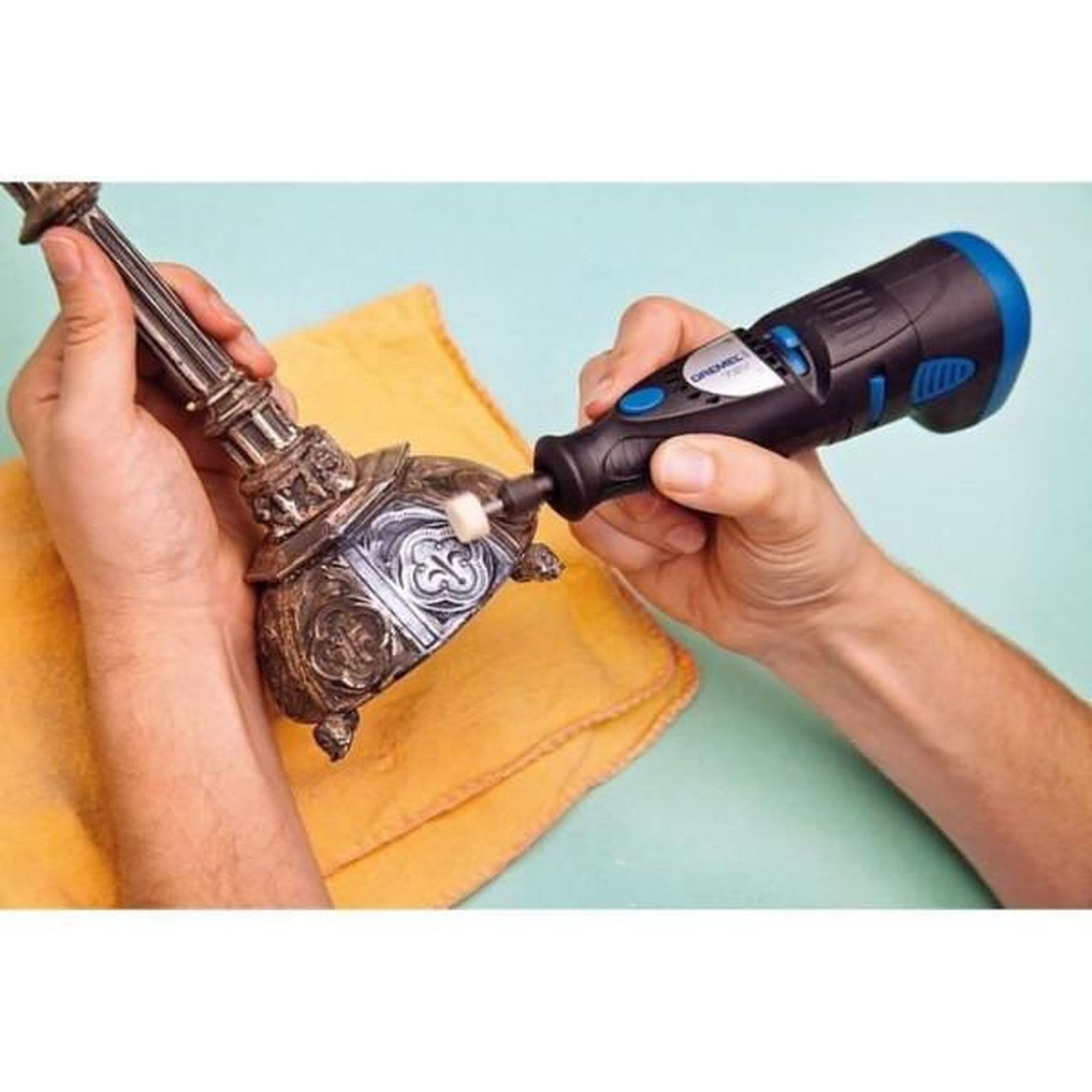 Voir la diapositive 4 : Dremel Dremel kit pour travaux généraux de 52 pieces 687