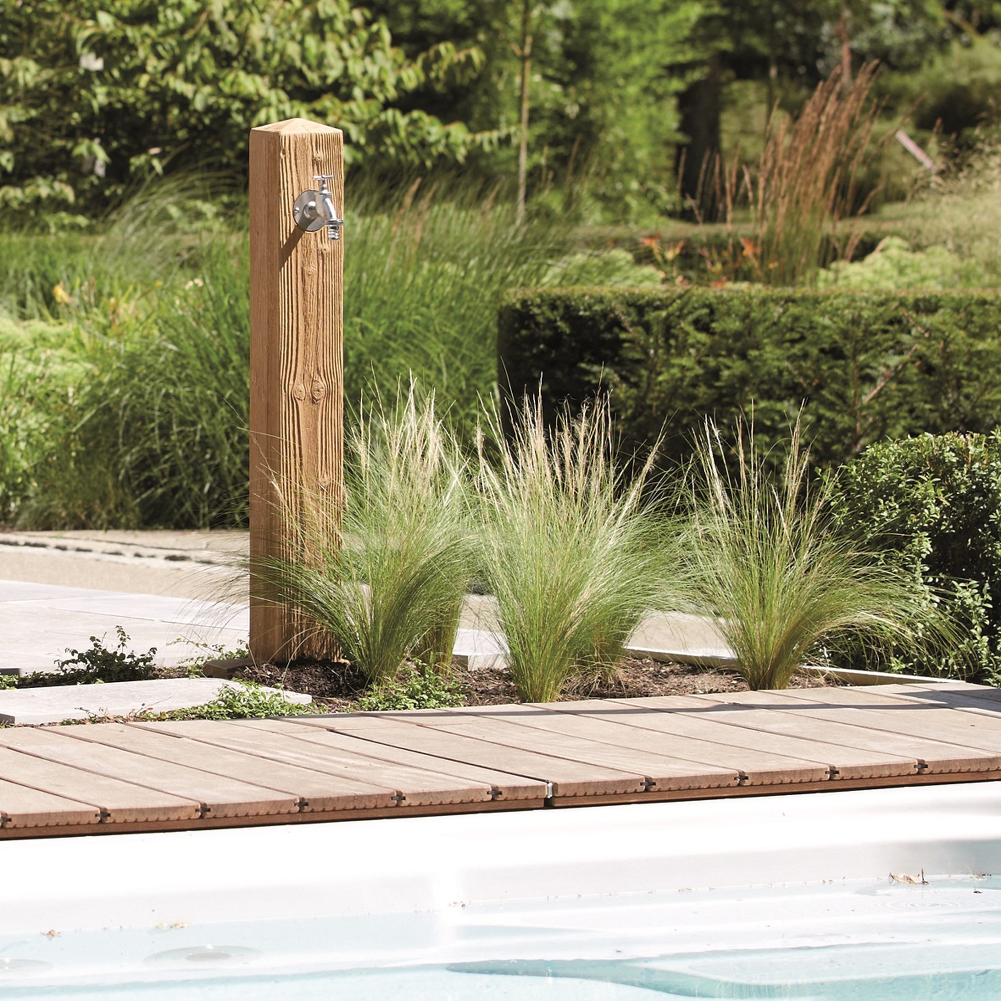 Voir la diapositive 2 : GARANTIA Fontaine WOOD coloris bois clair