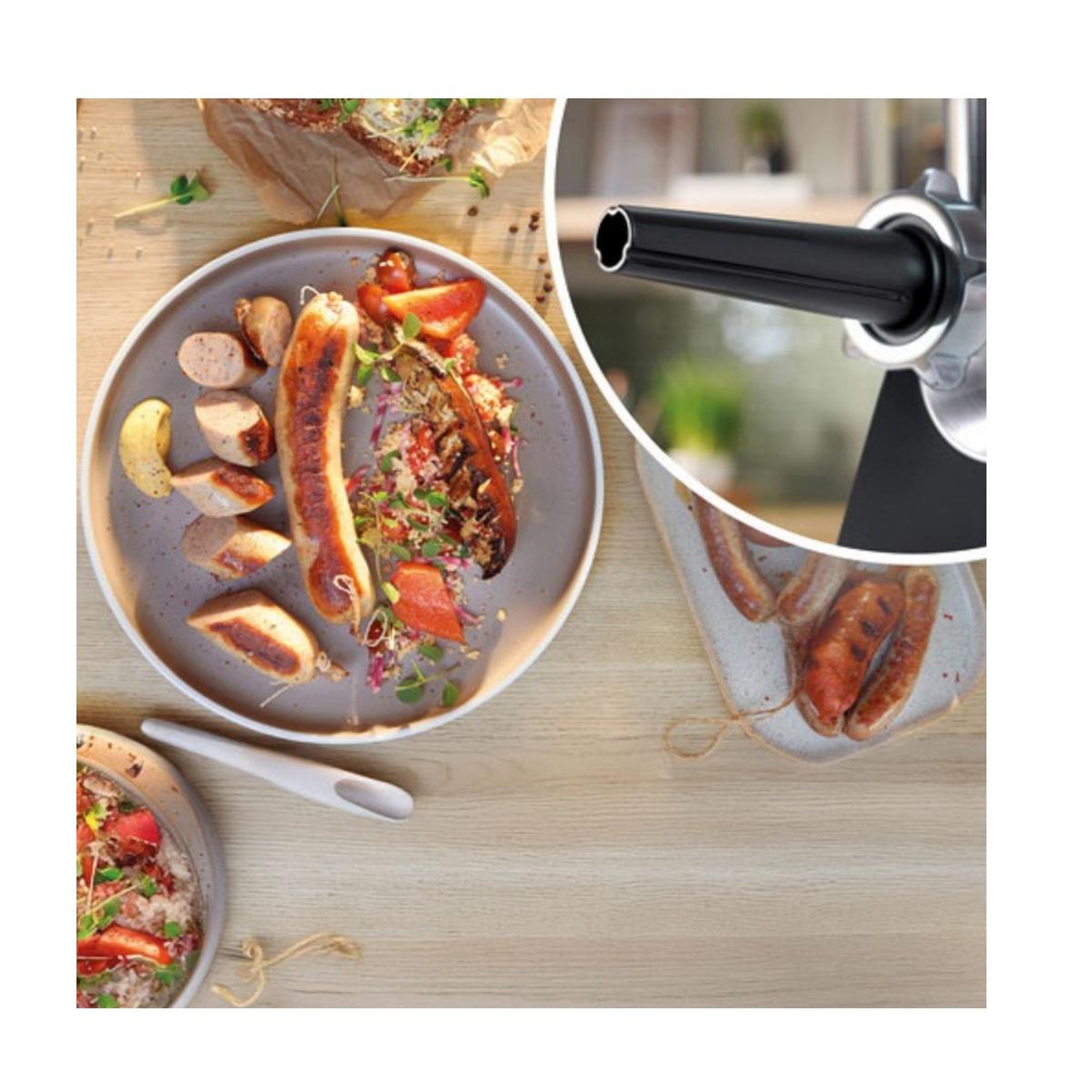 Voir la diapositive 3 : BOSCH Hachoir à viande 2100w noir/argent - MFWS660B