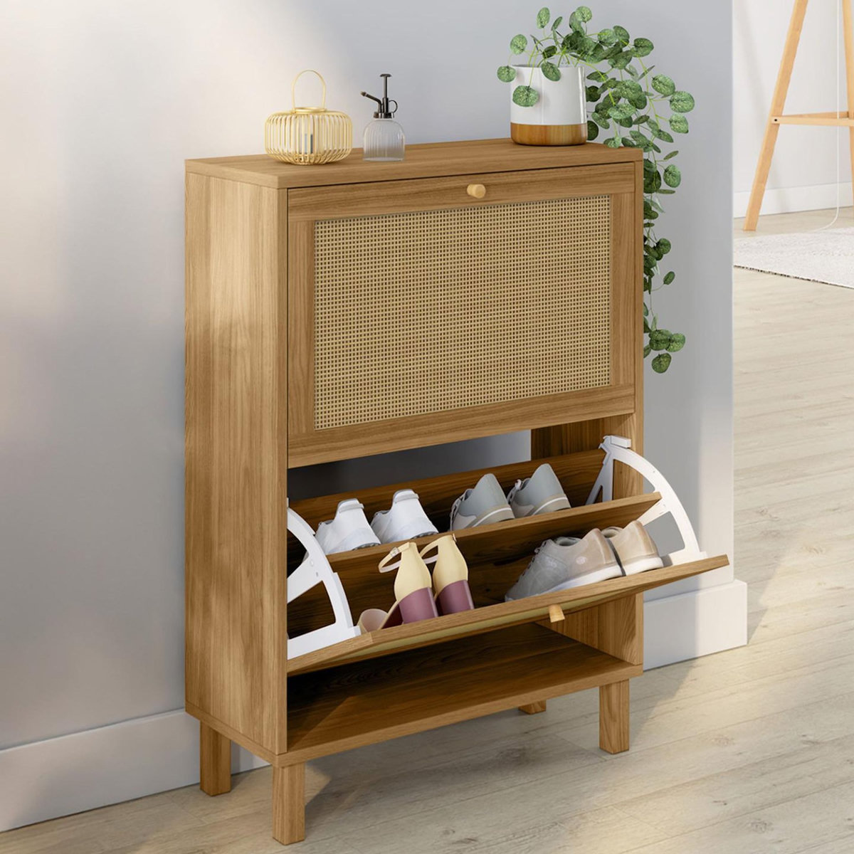 ID MARKET Meuble à chaussures 12 paires HANAE 2 portes effet naturel cannage