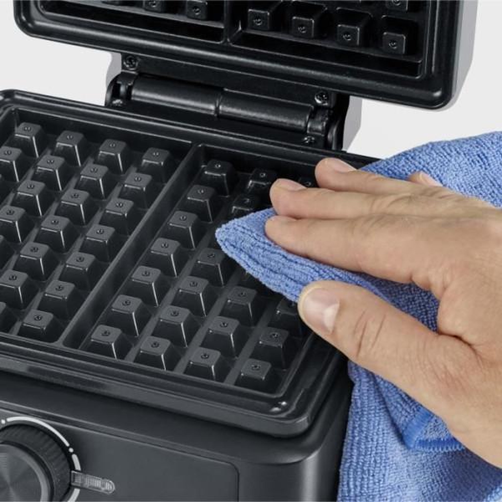 Voir la diapositive 5 : SEVERIN Gaufrier 1600w gris/noir - WA2125