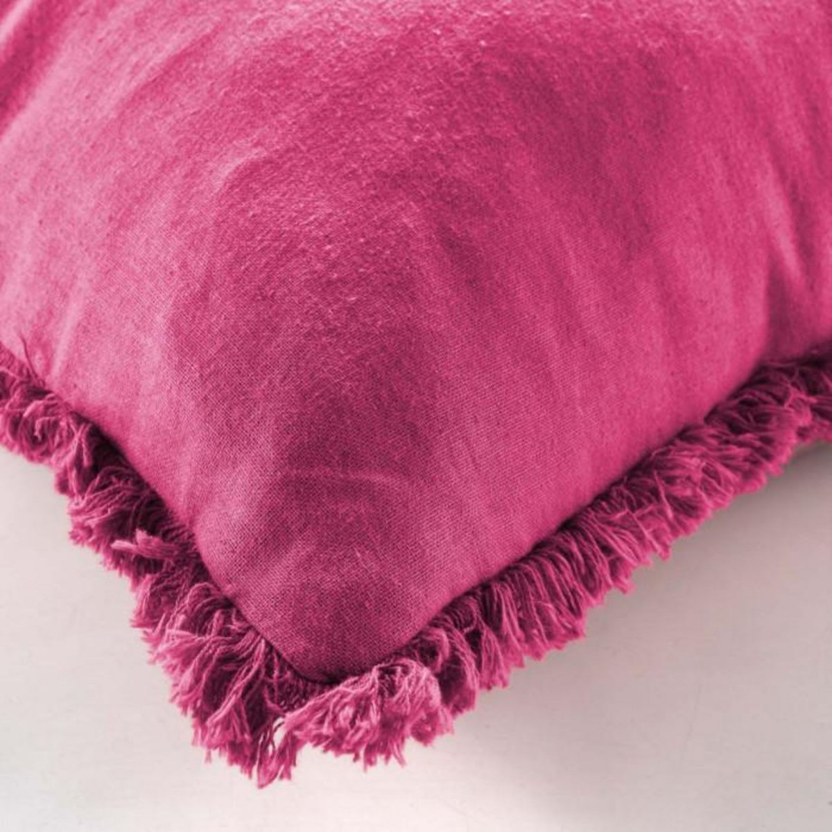 Paris Prix Coussin Déco Uni Franges  Eve  45x45cm Rose