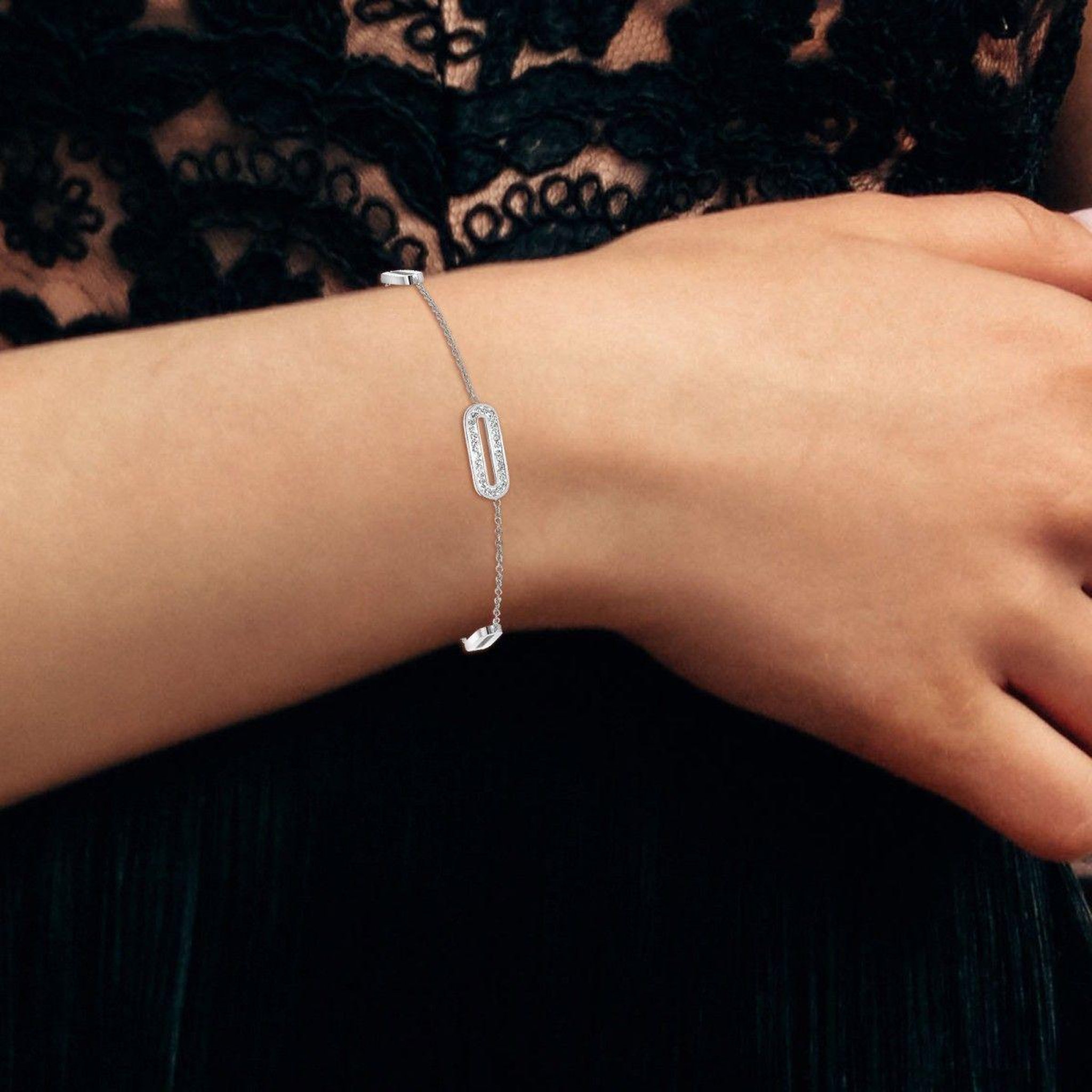 Voir la diapositive 2 : SC CRYSTAL Bracelet SC Crystal orné de cristaux scintillants