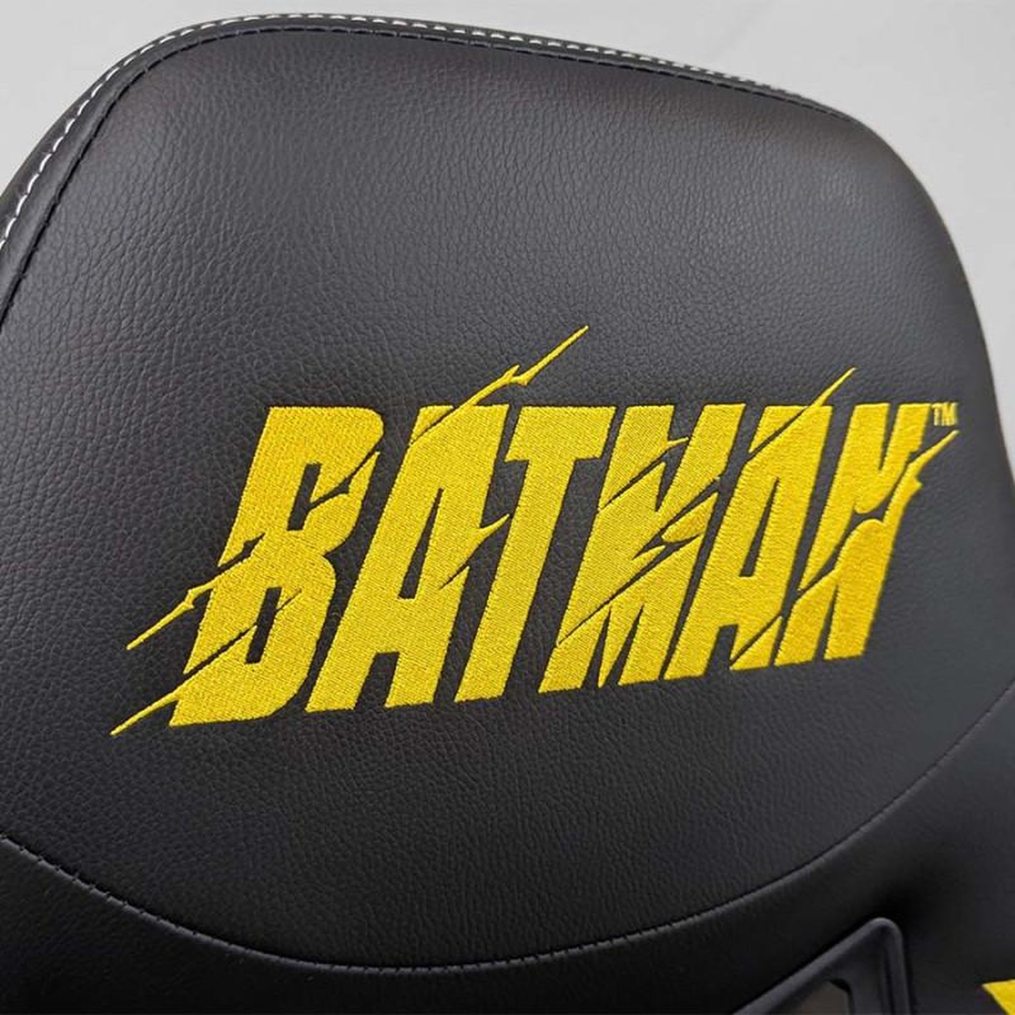 Voir la diapositive 4 : Subsonic Chaise gaming enfant Batman - Power Up