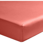 Home collection Drap housse 100%satin de coton 70 fils, sienne. Coloris disponibles : Rouge