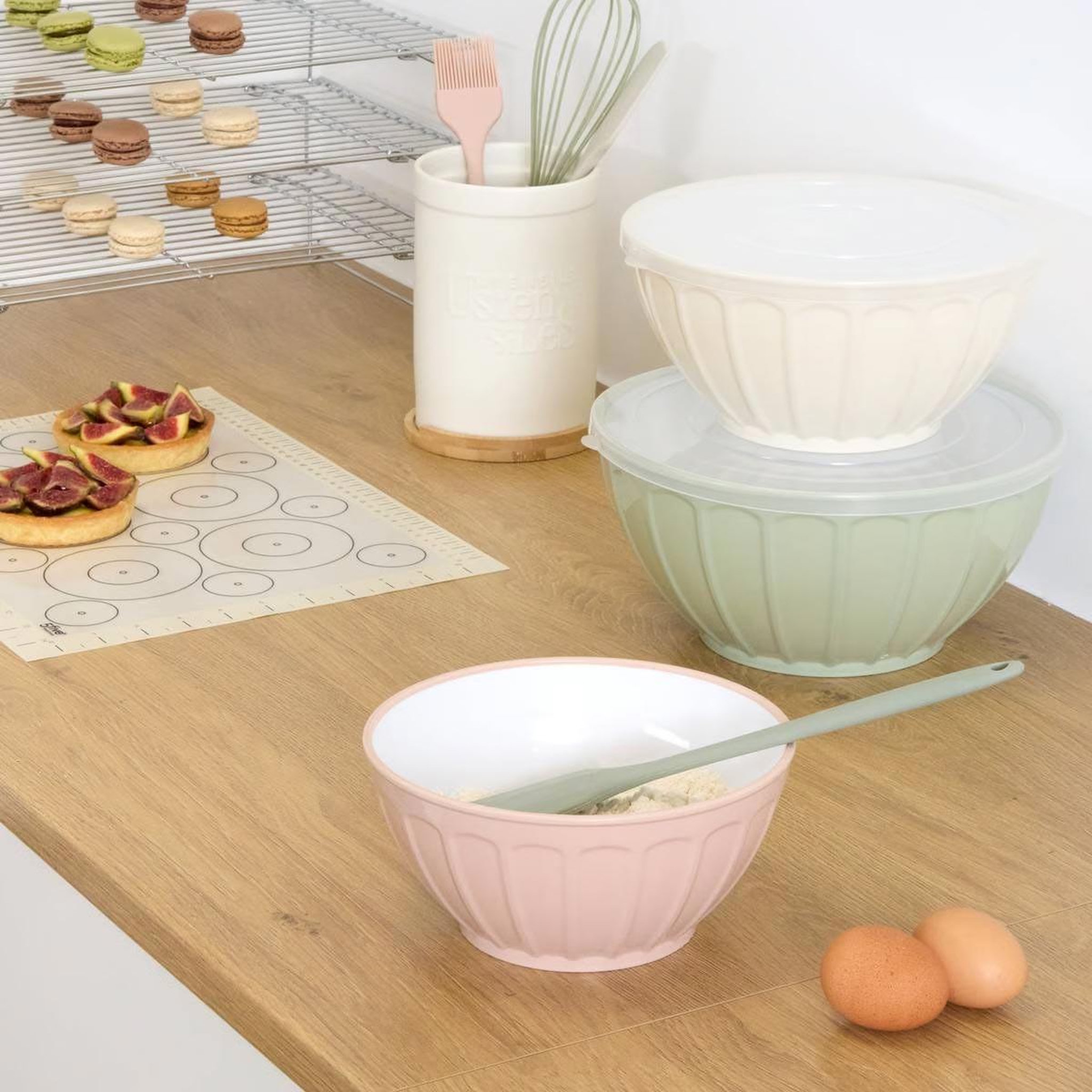 Voir la diapositive 3 : FIVE Lot de 3 saladiers avec couvercle  emboîtable  25cm multicolore