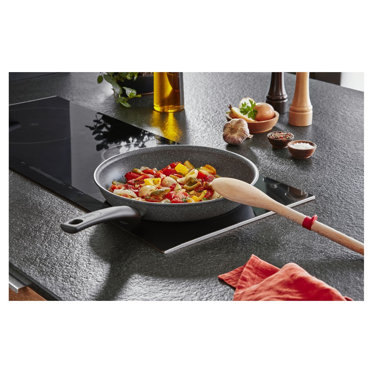 TEFAL Poêle 32 cm MINERALIA FORCE