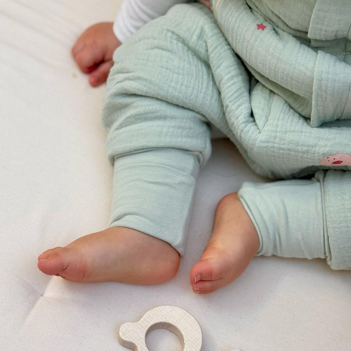 Petit Béguin Turbulette TOG 2 en gaze de coton avec pieds retroussables Arya
