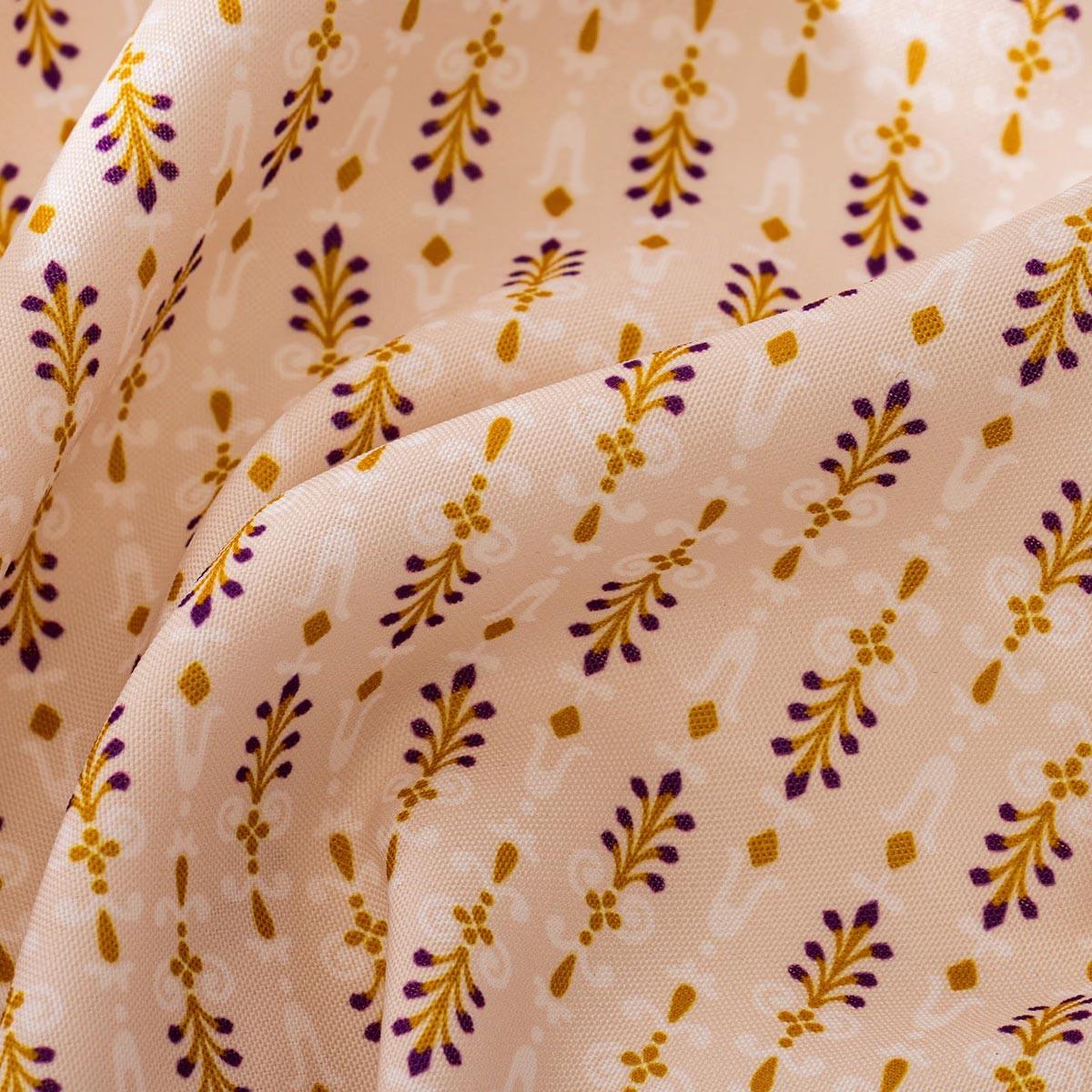Voir la diapositive 5 : ATMOSPHERA Nappe antitache imprimé  peduru  140x240cm beige
